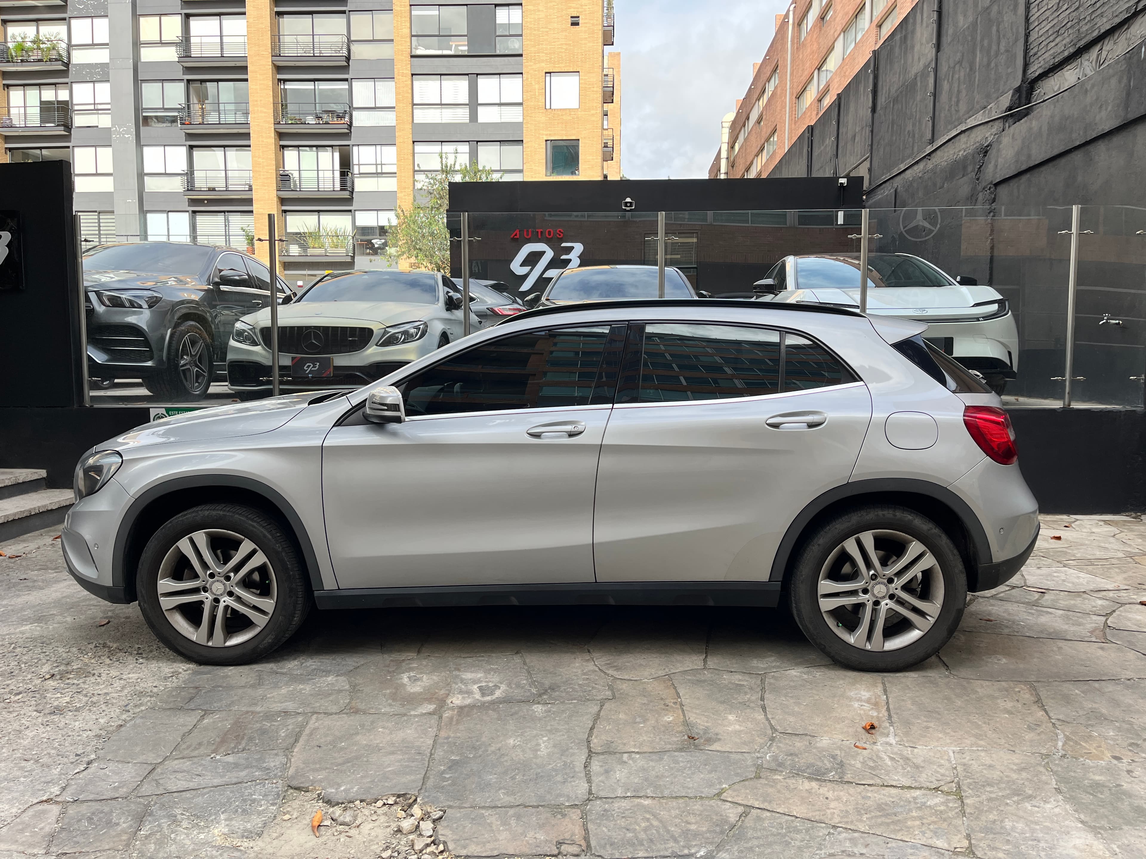 Mercedes Benz GLA200 Modelo 2017 7