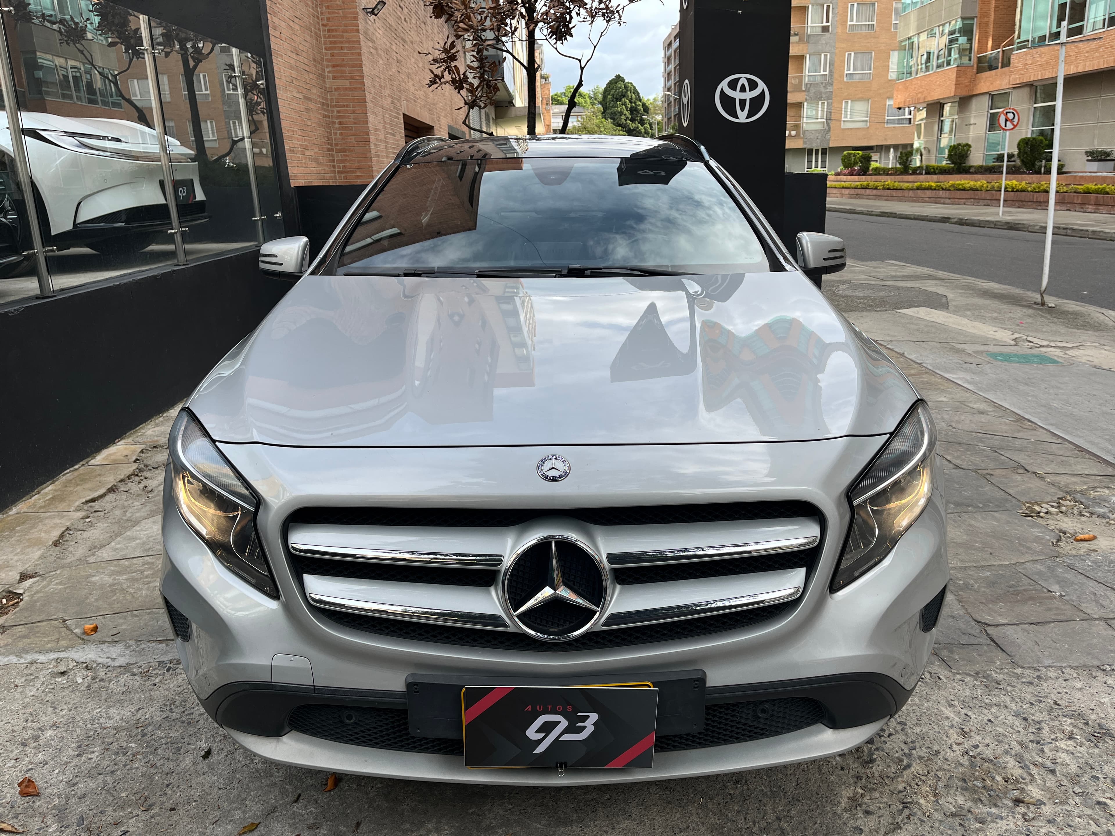 Mercedes Benz GLA200 Modelo 2017 3