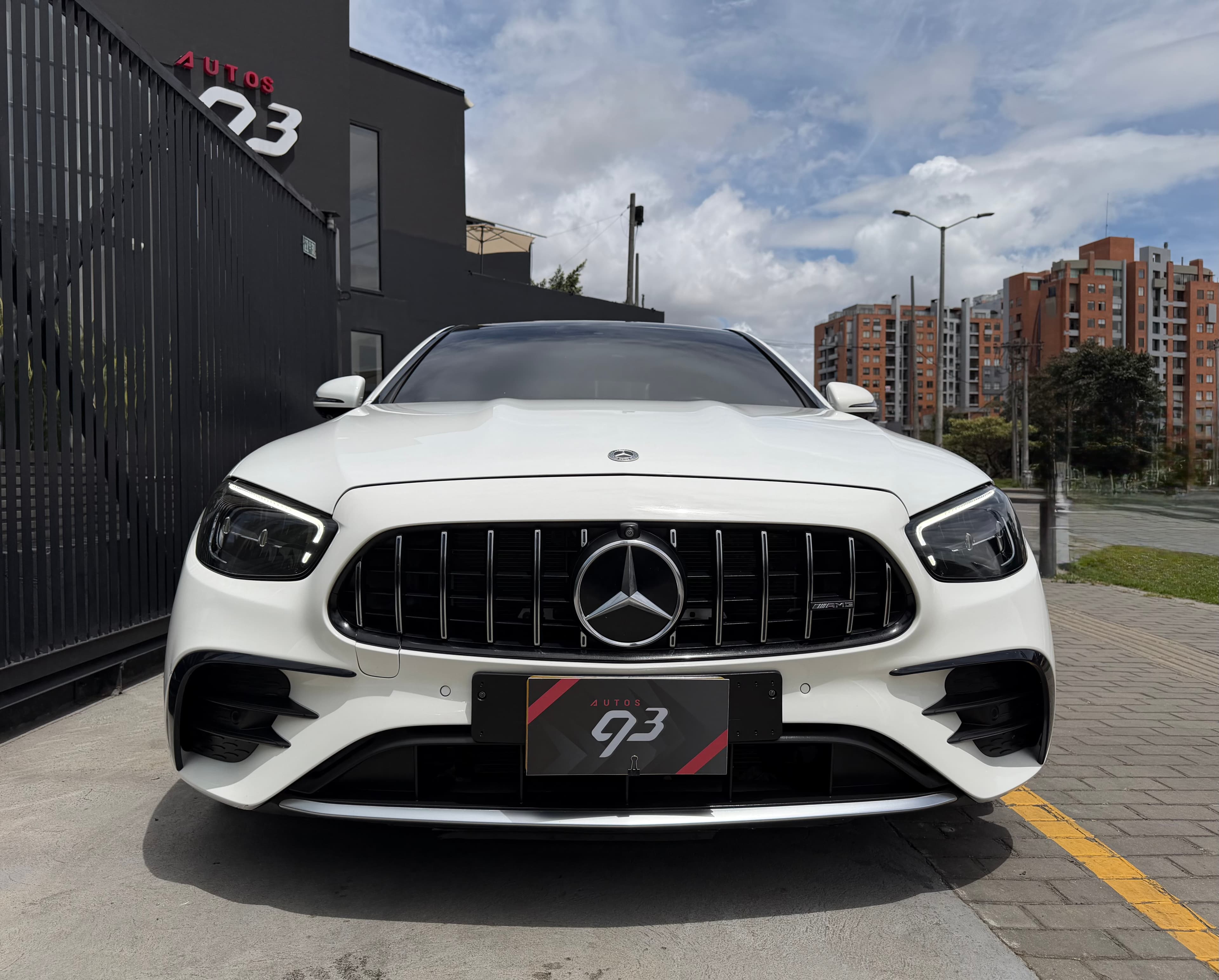 Mercedes Benz E53 AMG Modelo 2022 2