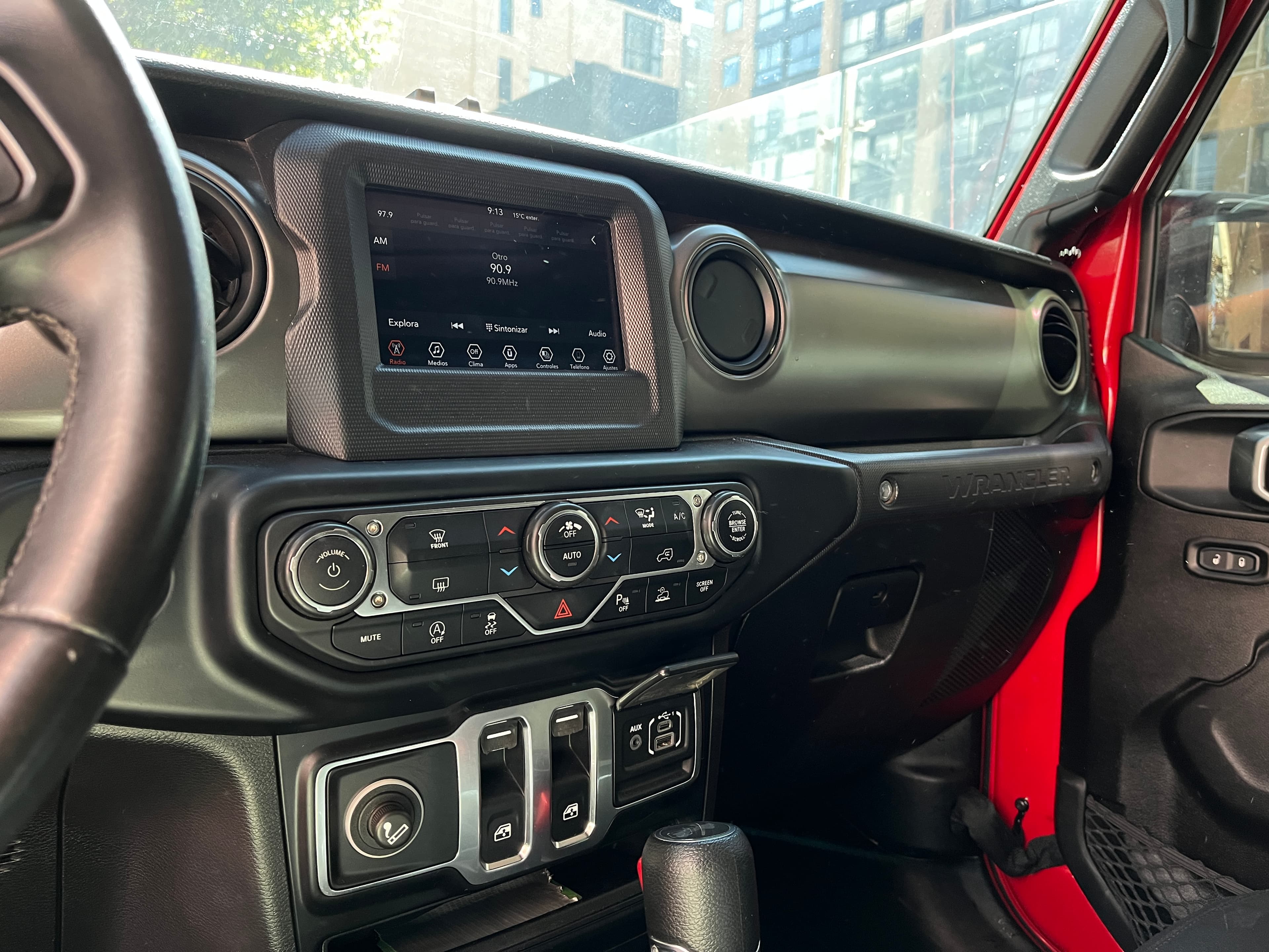 Jeep Wrangler SPORT Modelo 2022 11
