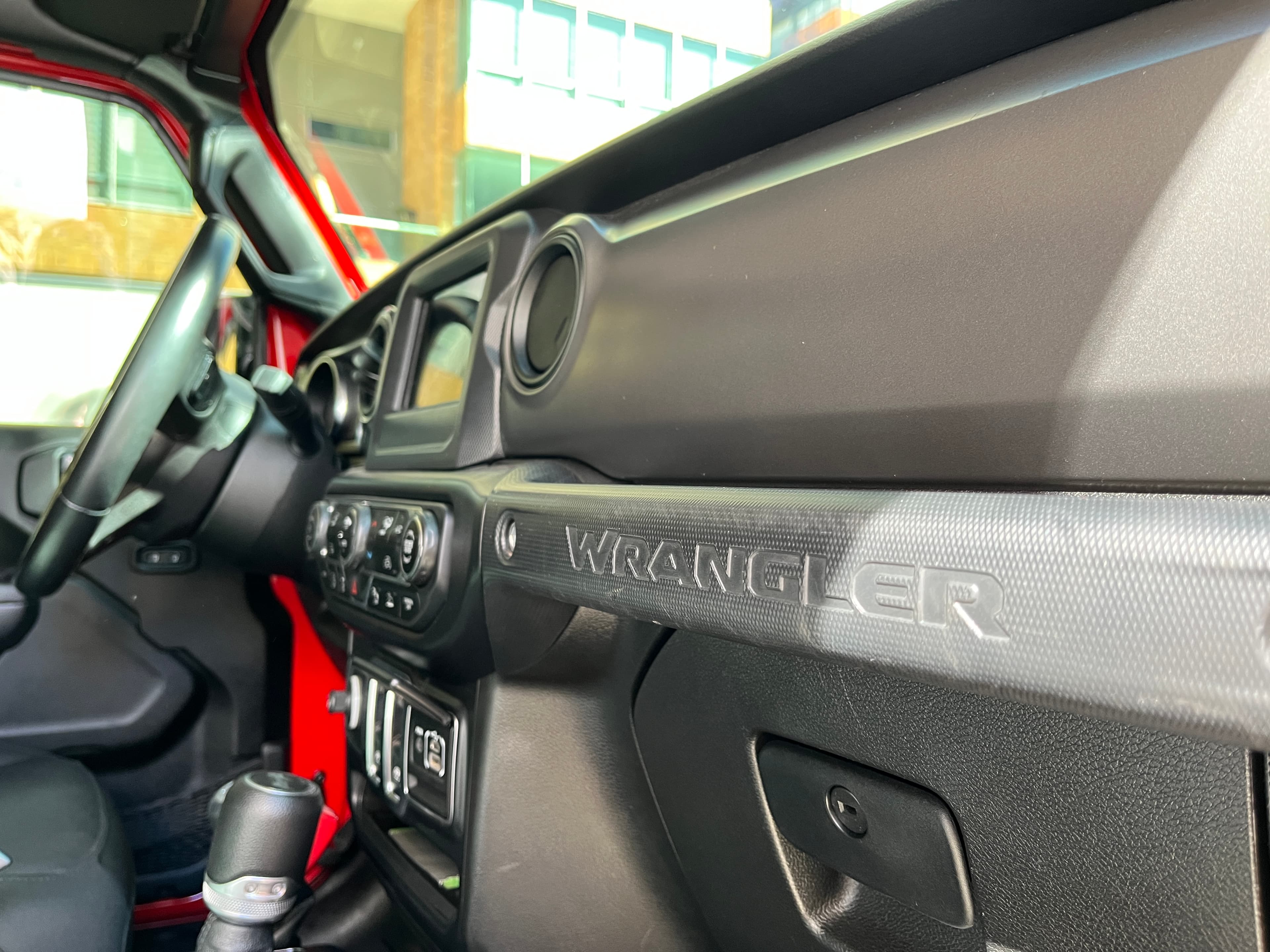 Jeep Wrangler SPORT Modelo 2022 18