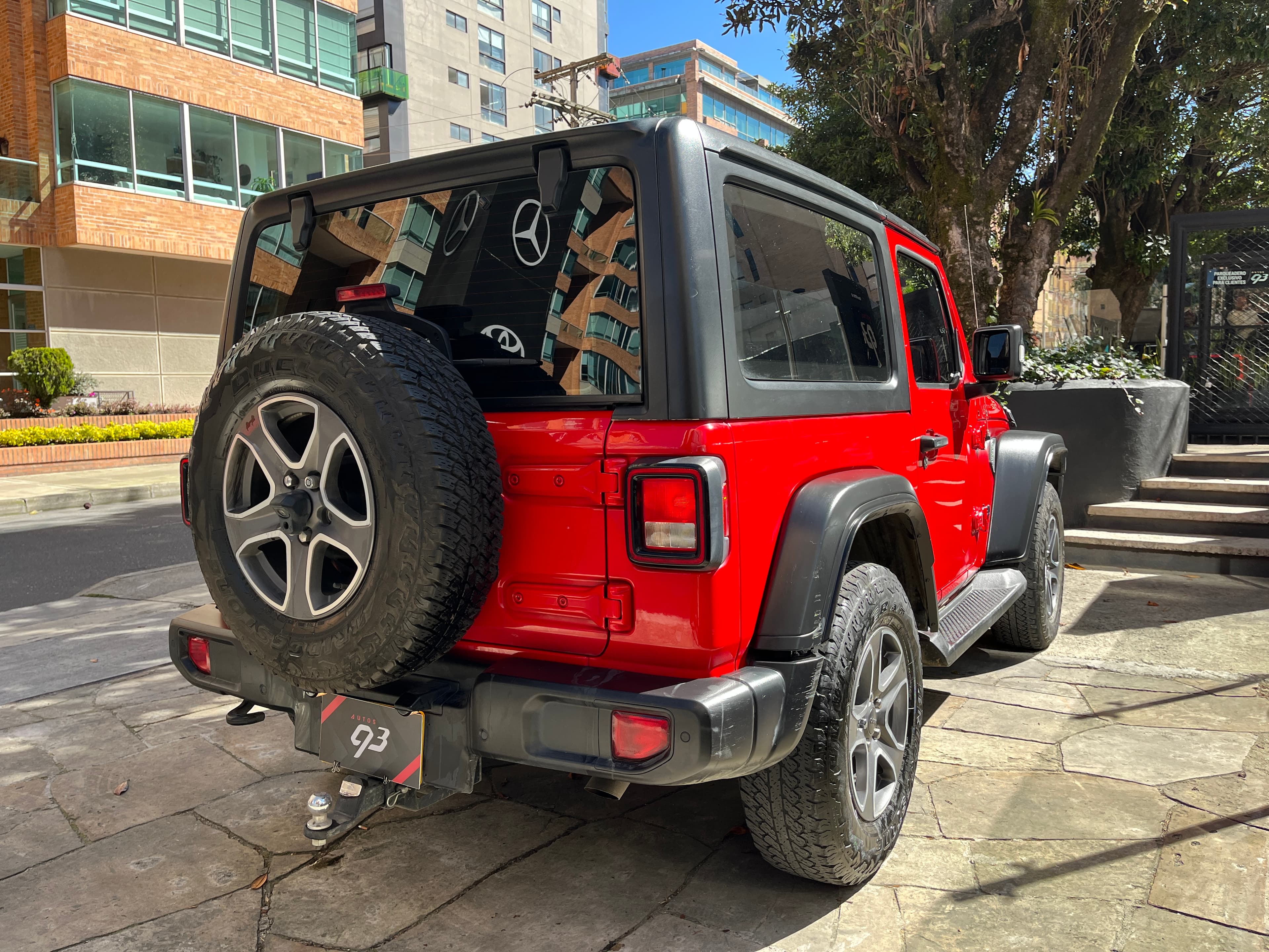 Jeep Wrangler SPORT Modelo 2022 4