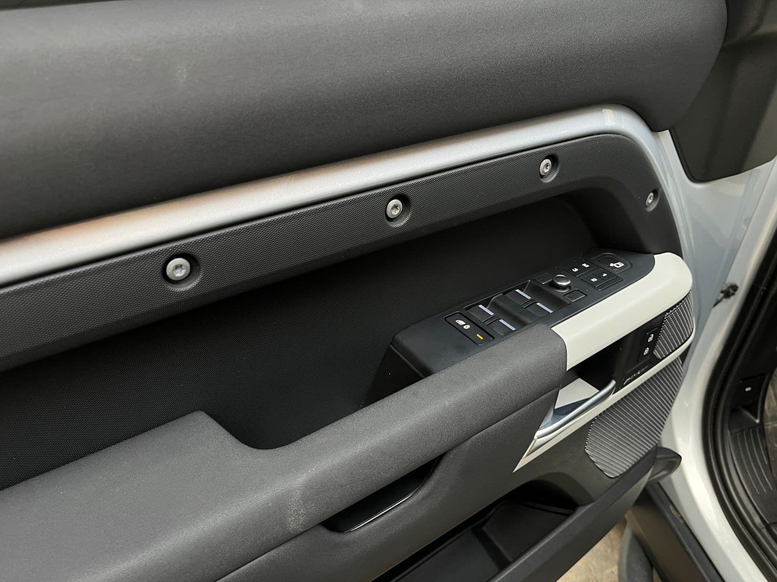 Land Rover Defender Modelo 2021 8