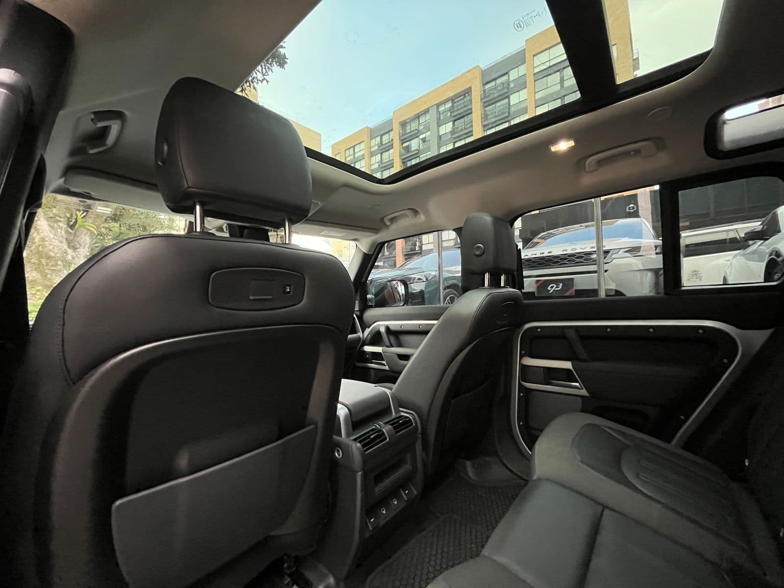 Land Rover Defender Modelo 2021 16