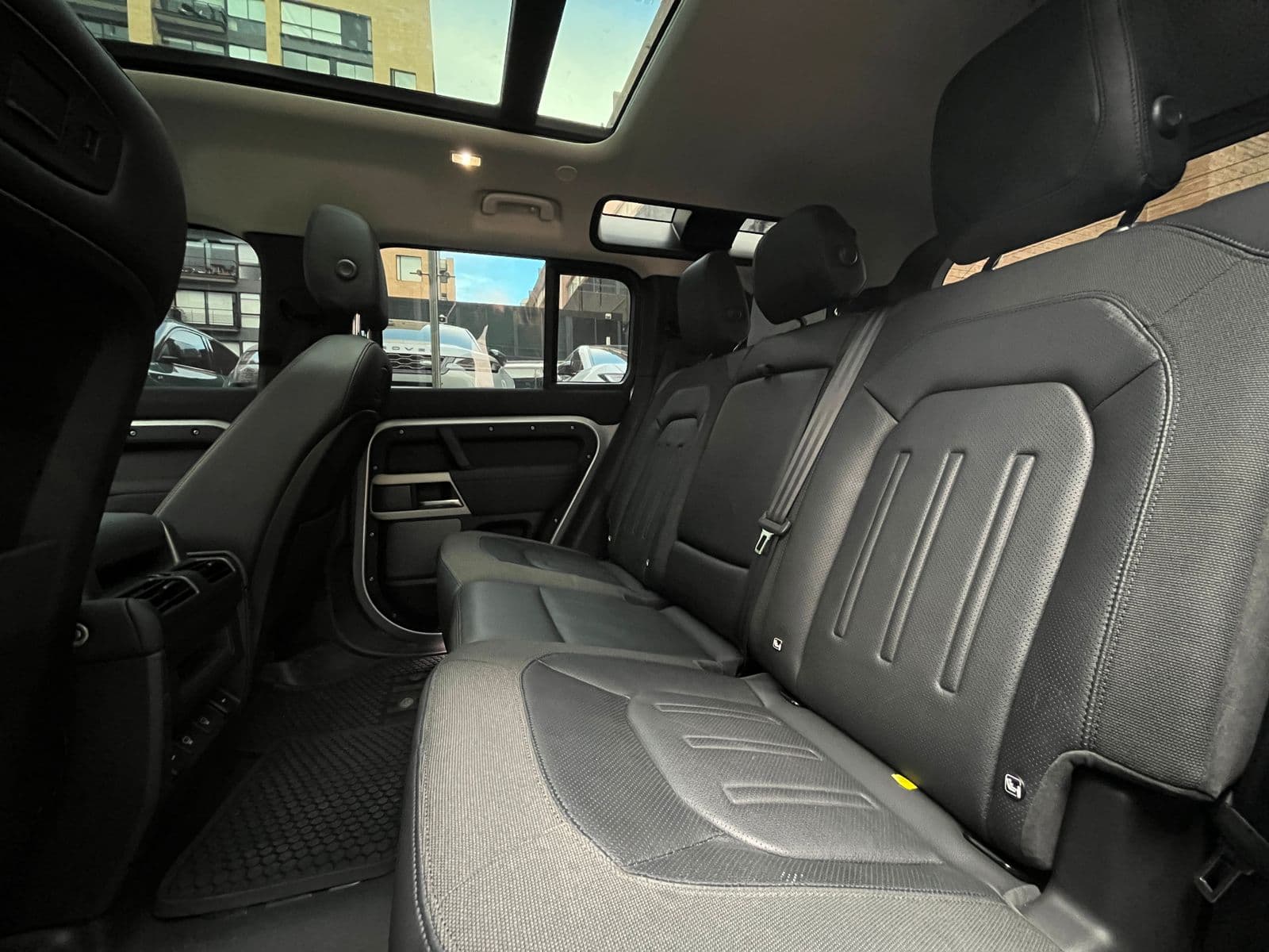 Land Rover Defender Modelo 2021 17