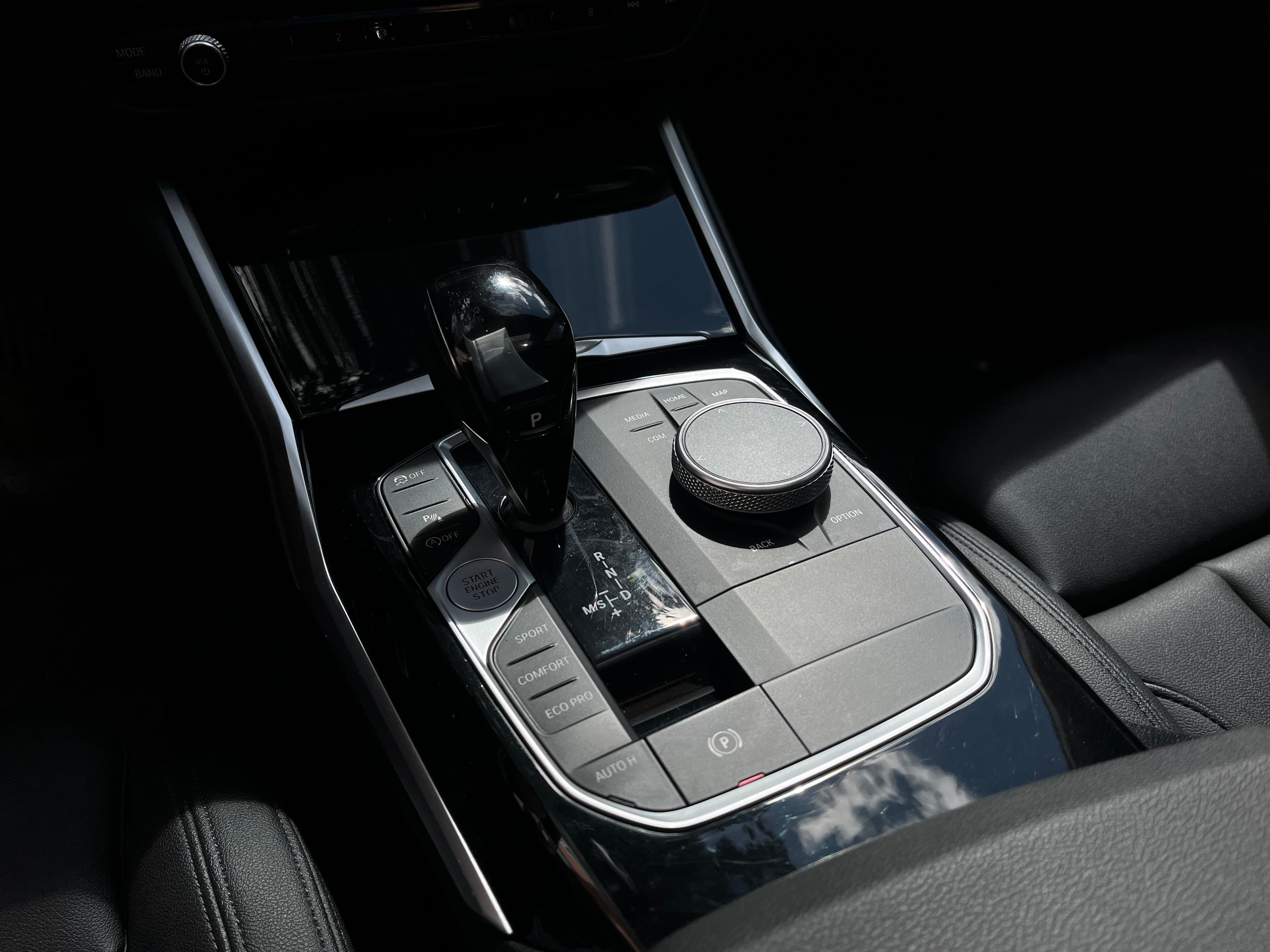 BMW 330I Modelo 2020 12