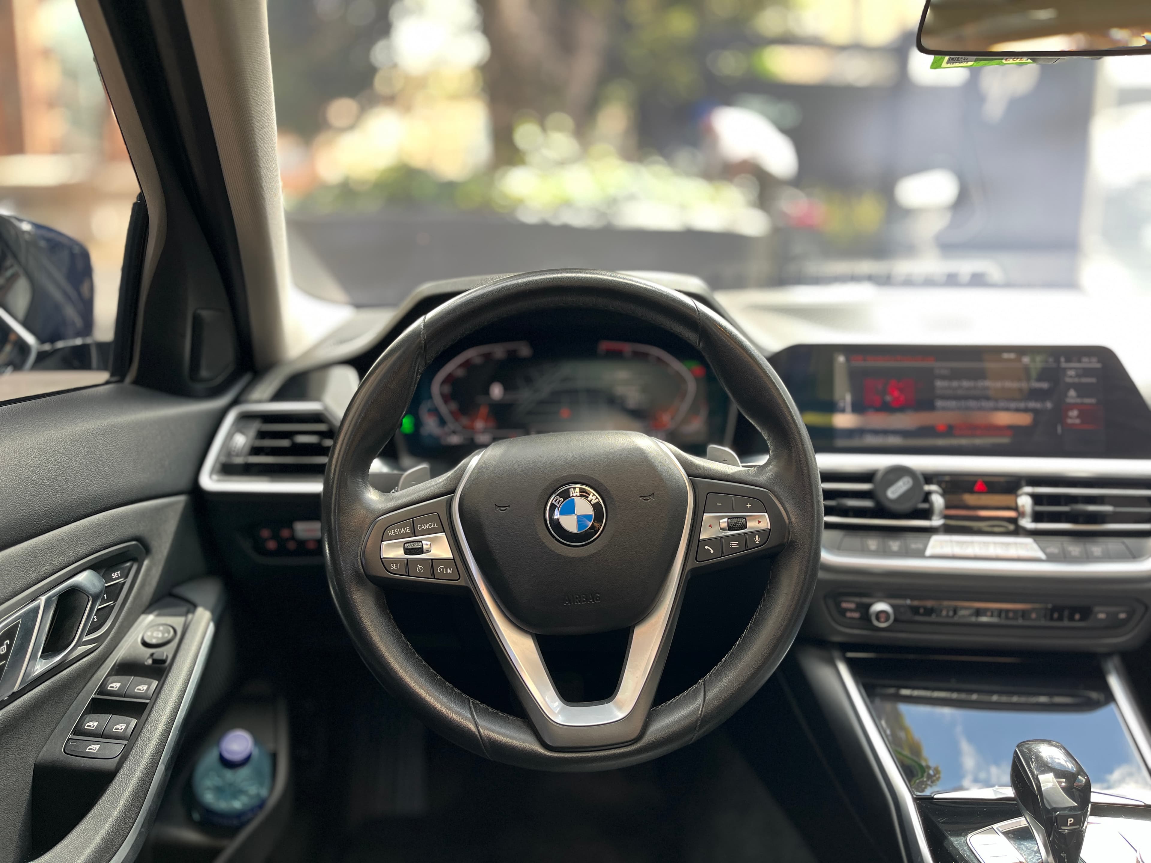 BMW 330I Modelo 2020 16