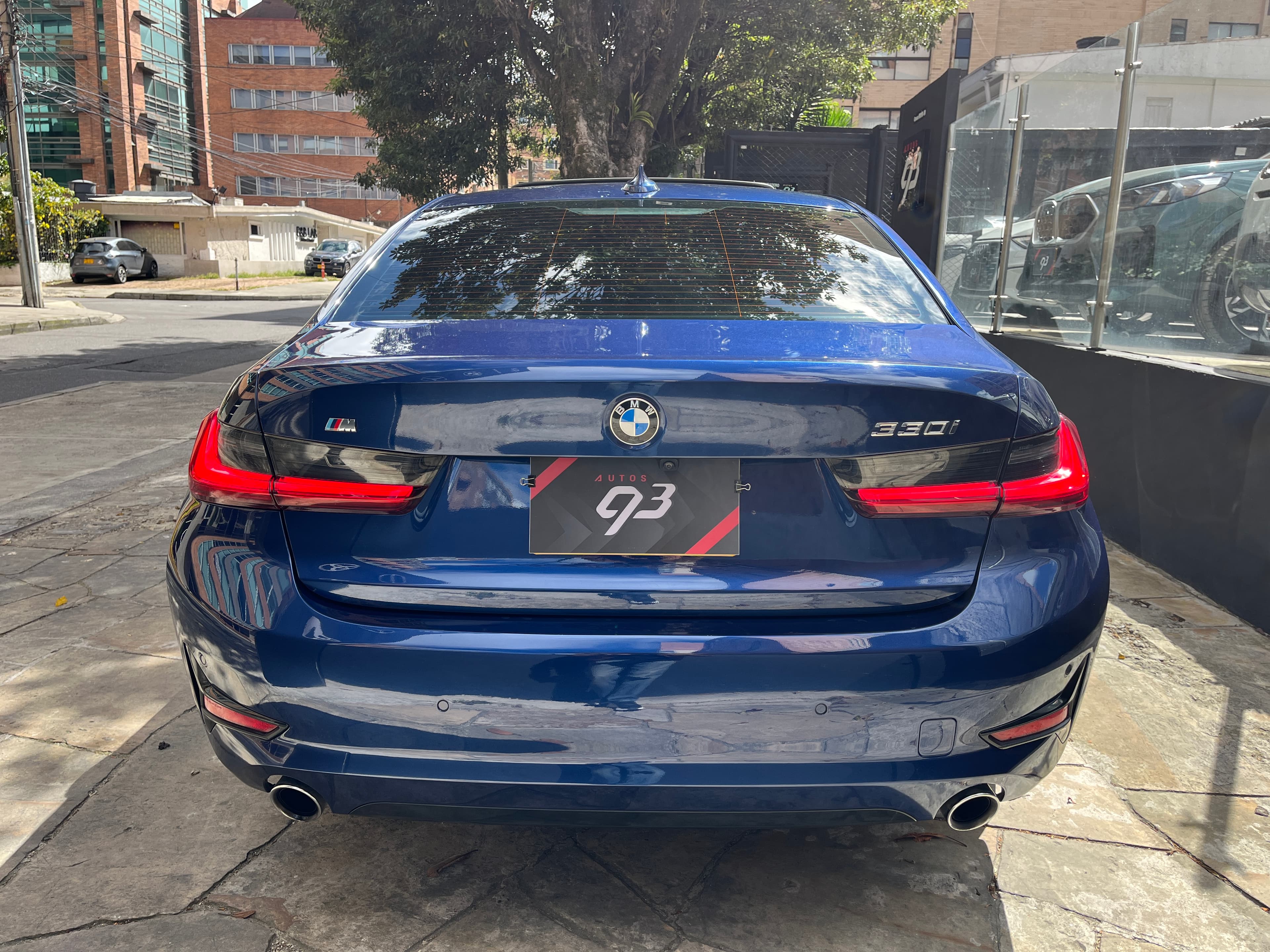 BMW 330I Modelo 2020 5