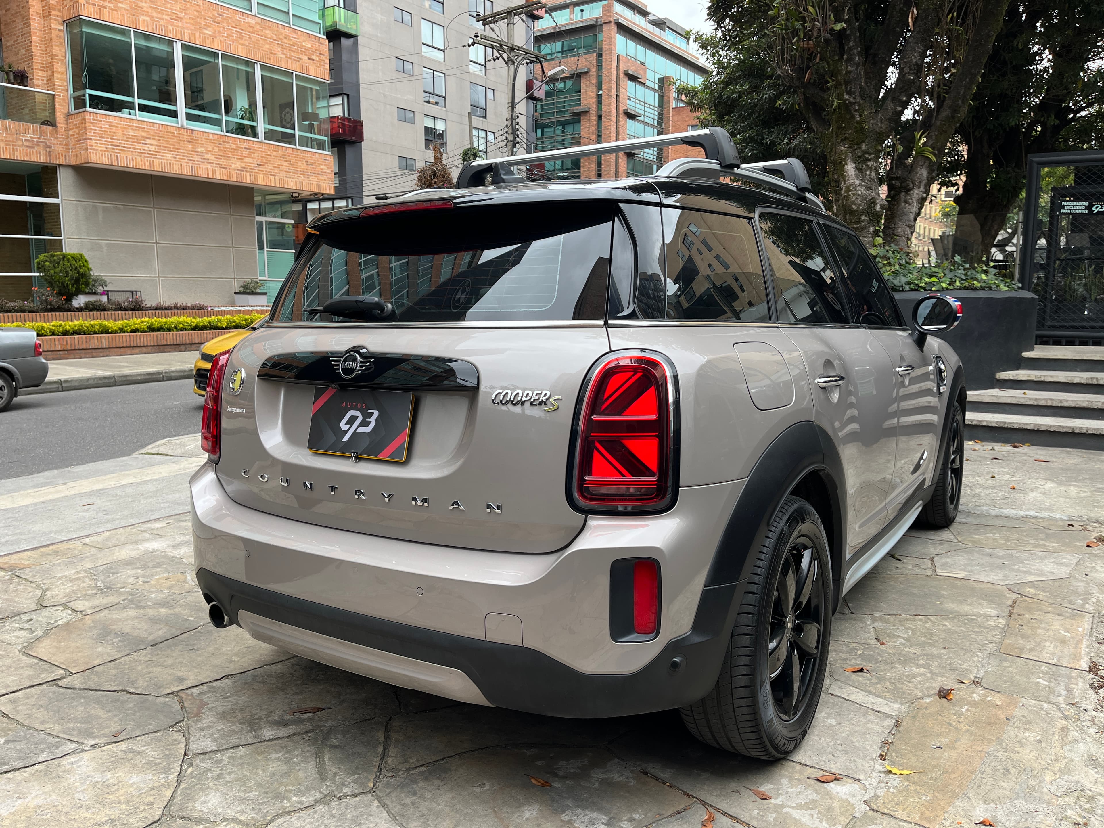 MINI COOPER S E ALL4 Modelo 2023 4