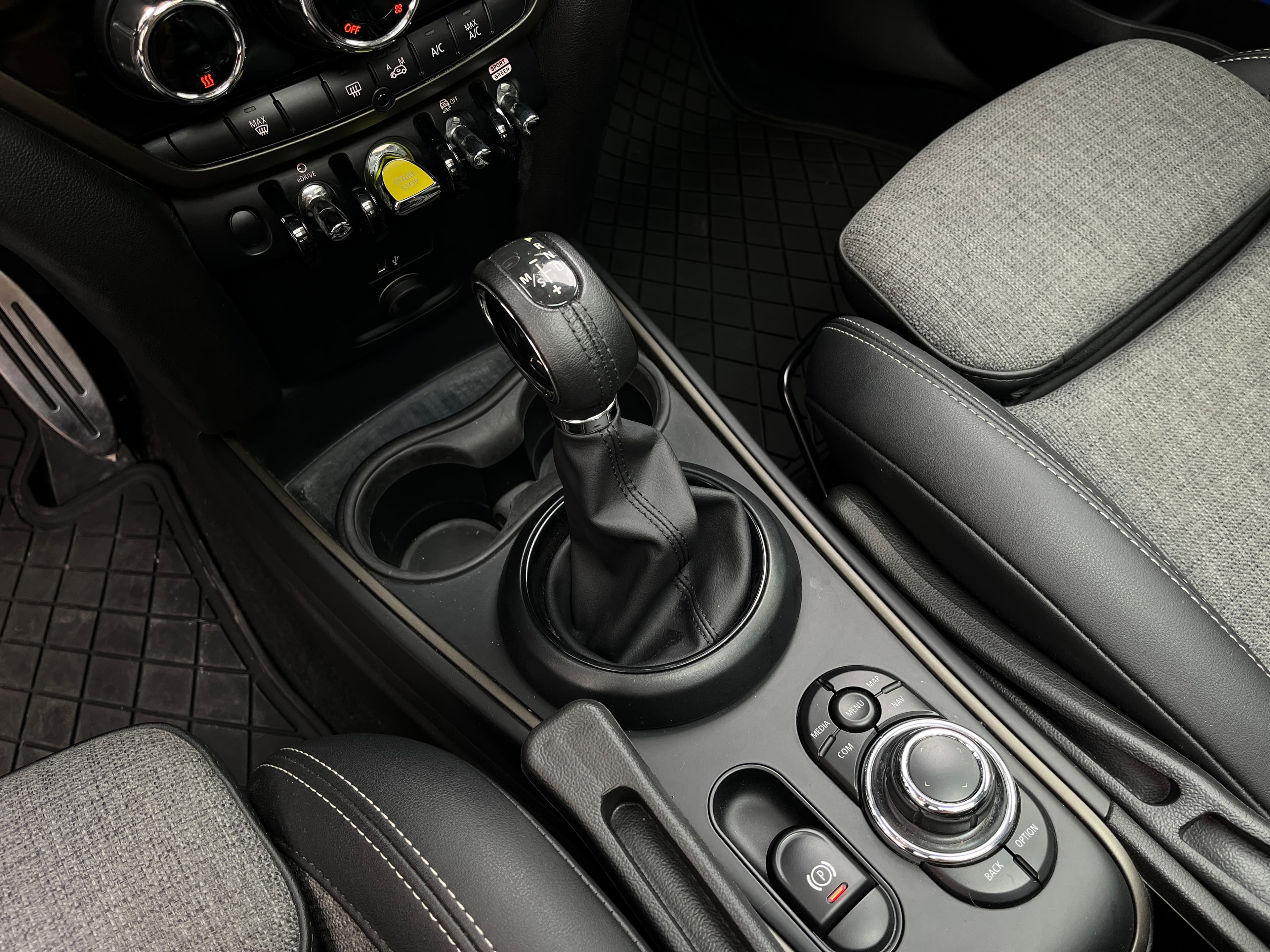 MINI COOPER S E ALL4 Modelo 2023 12