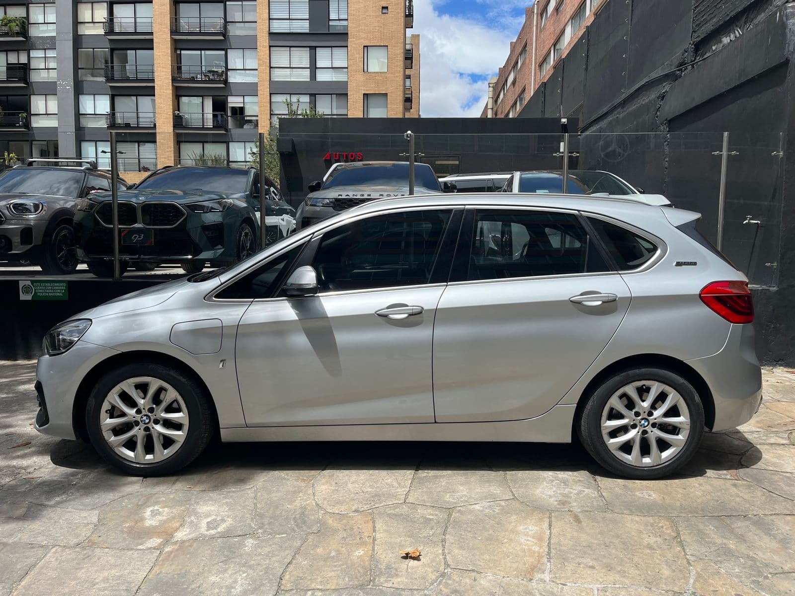 BMW 225XE Modelo 2020 7