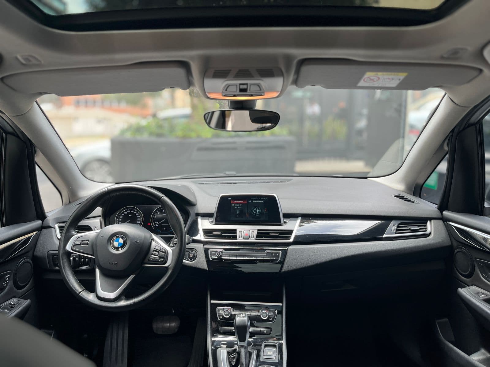 BMW 225XE Modelo 2020 13