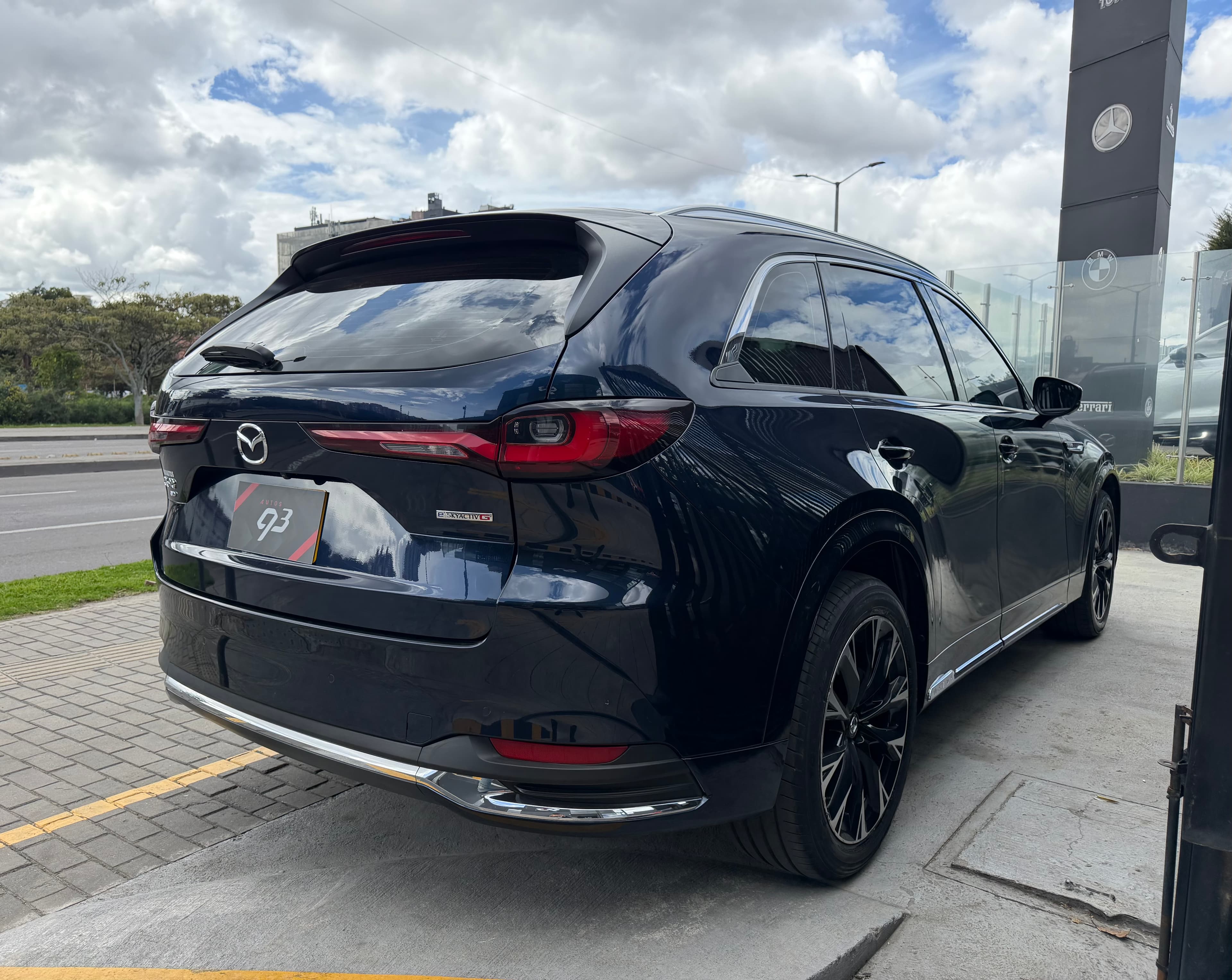 Mazda CX-90 Signature Modelo 2024 8