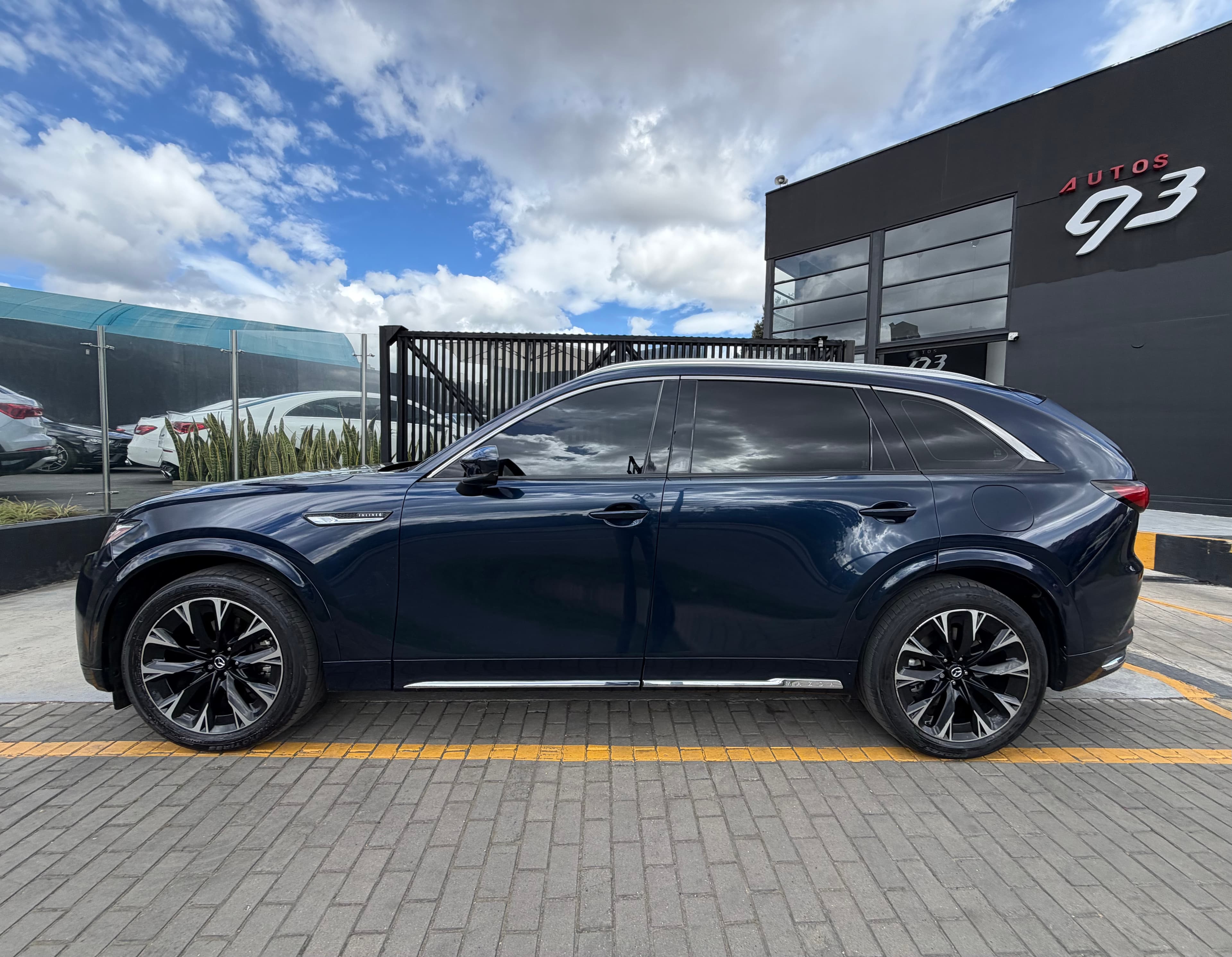 Mazda CX-90 Signature Modelo 2024 4