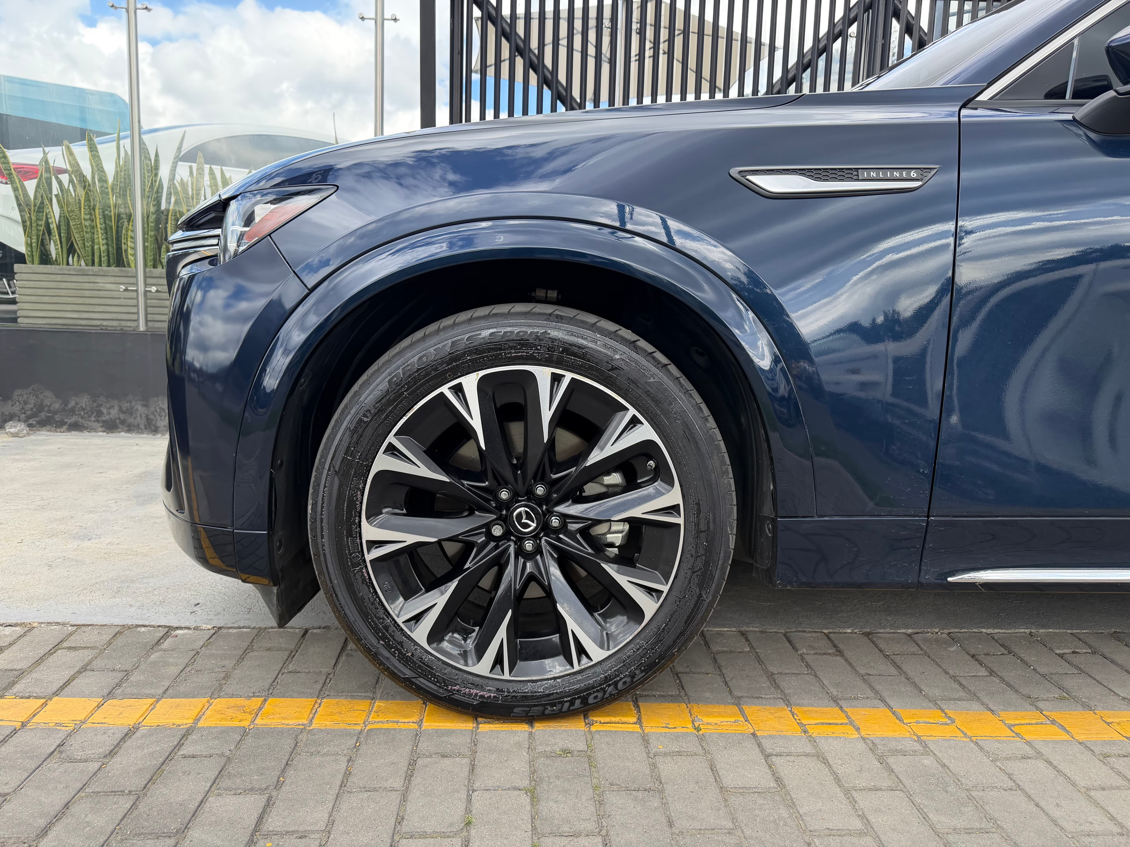 Mazda CX-90 Signature Modelo 2024 5