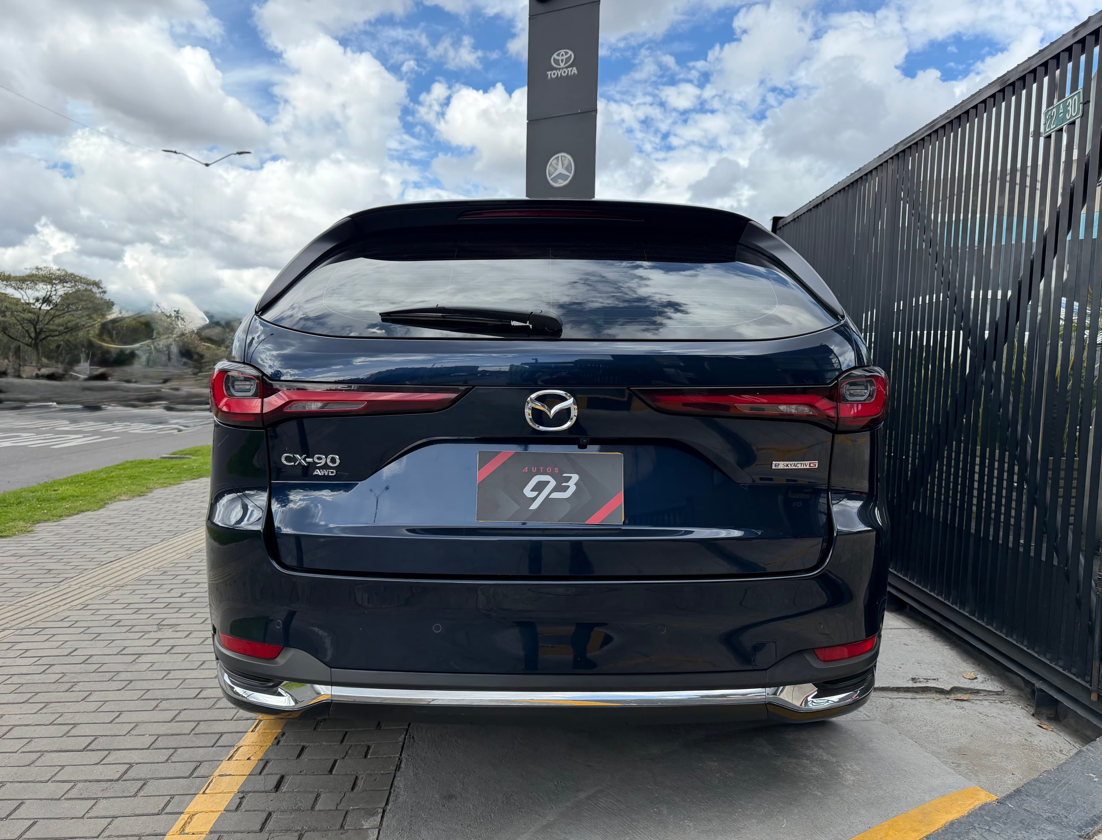 Mazda CX-90 Signature Modelo 2024 7