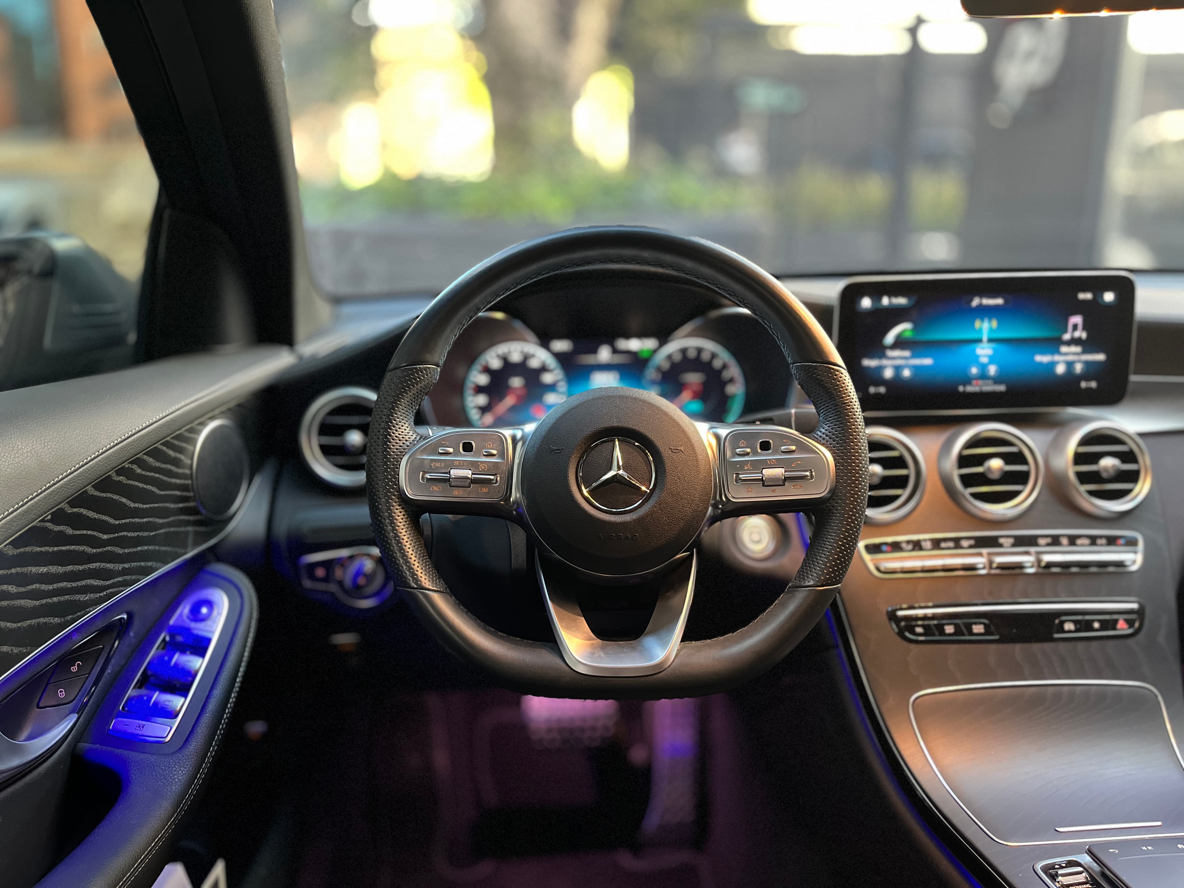 Mercedes Benz GLC300 E 4MATIC Modelo 2023 16