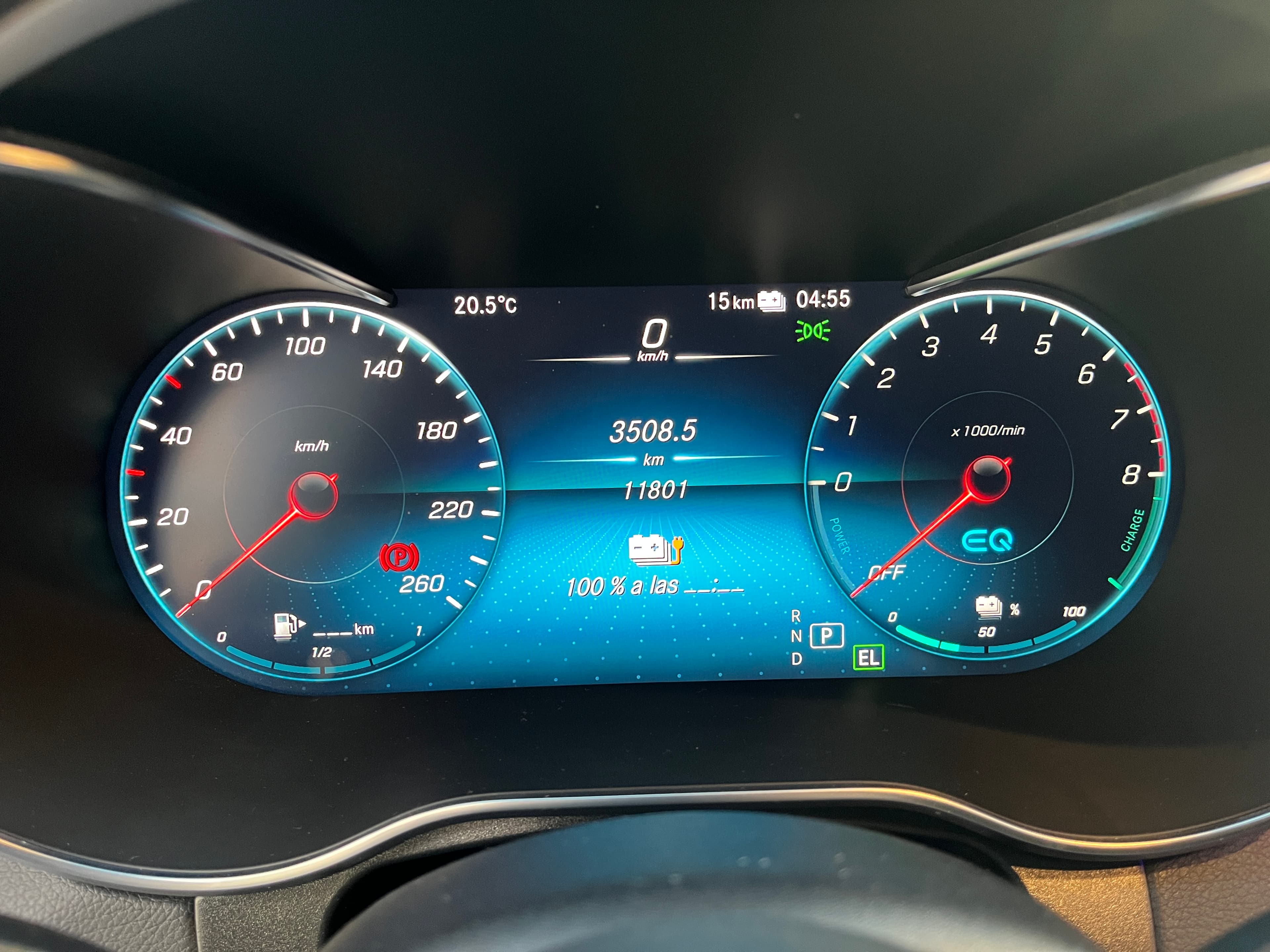 Mercedes Benz GLC300 E 4MATIC Modelo 2023 13