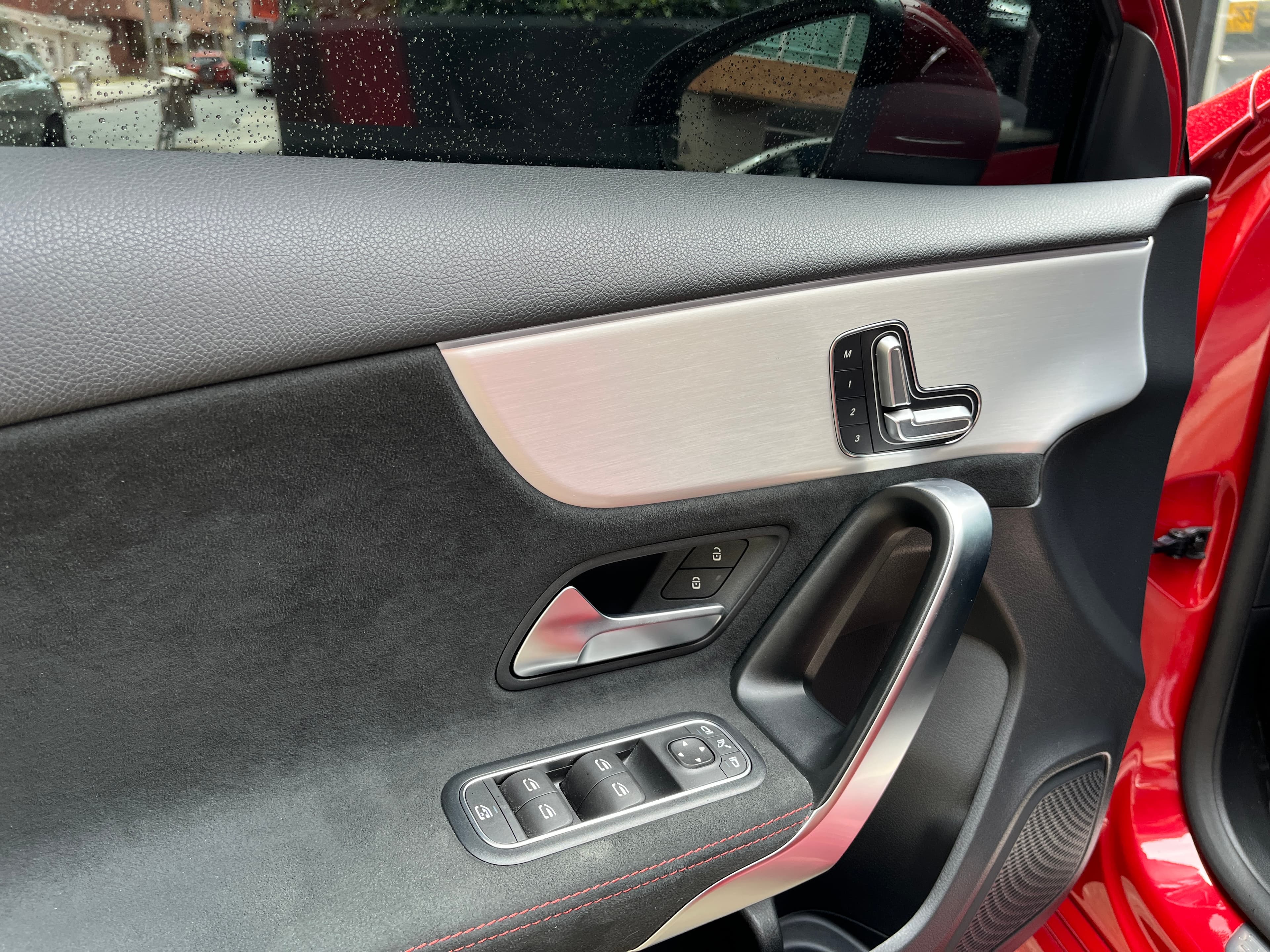 Mercedes Benz A35 Modelo 2023 9
