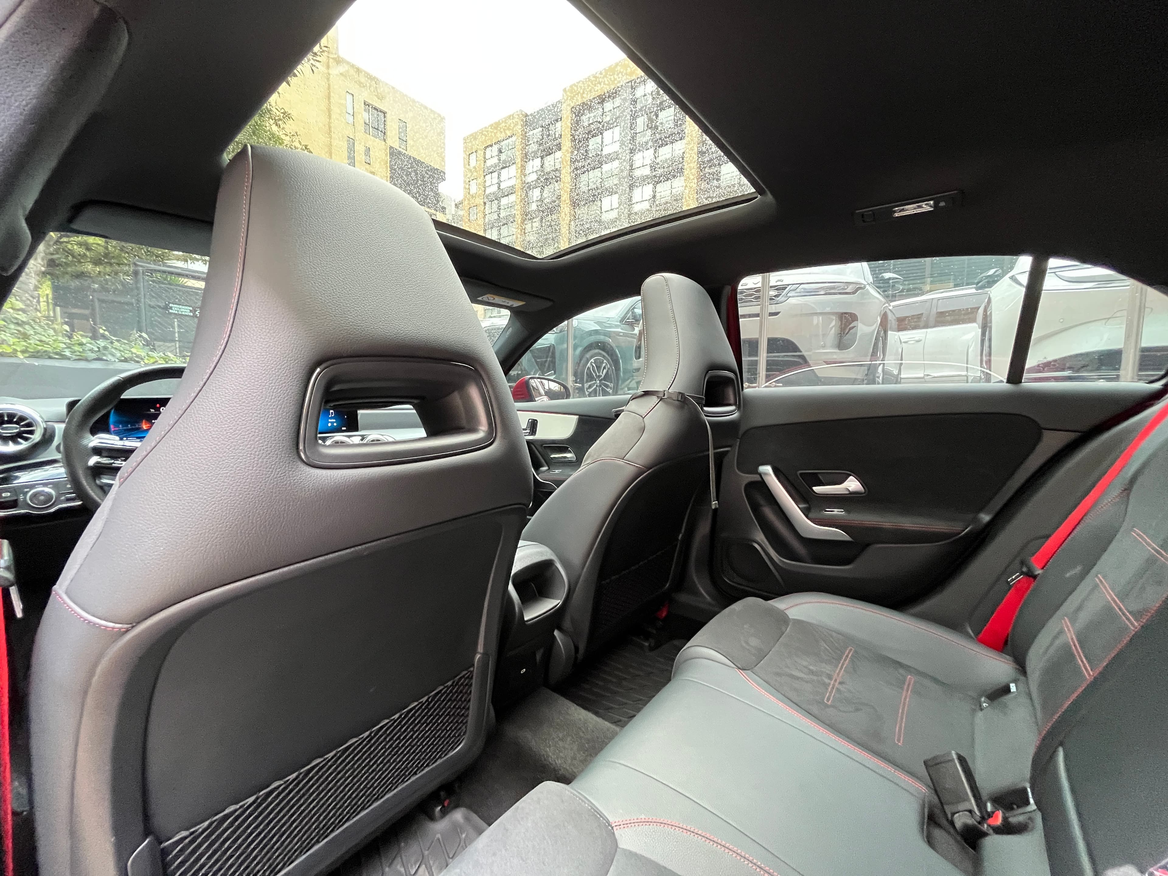 Mercedes Benz A35 Modelo 2023 16