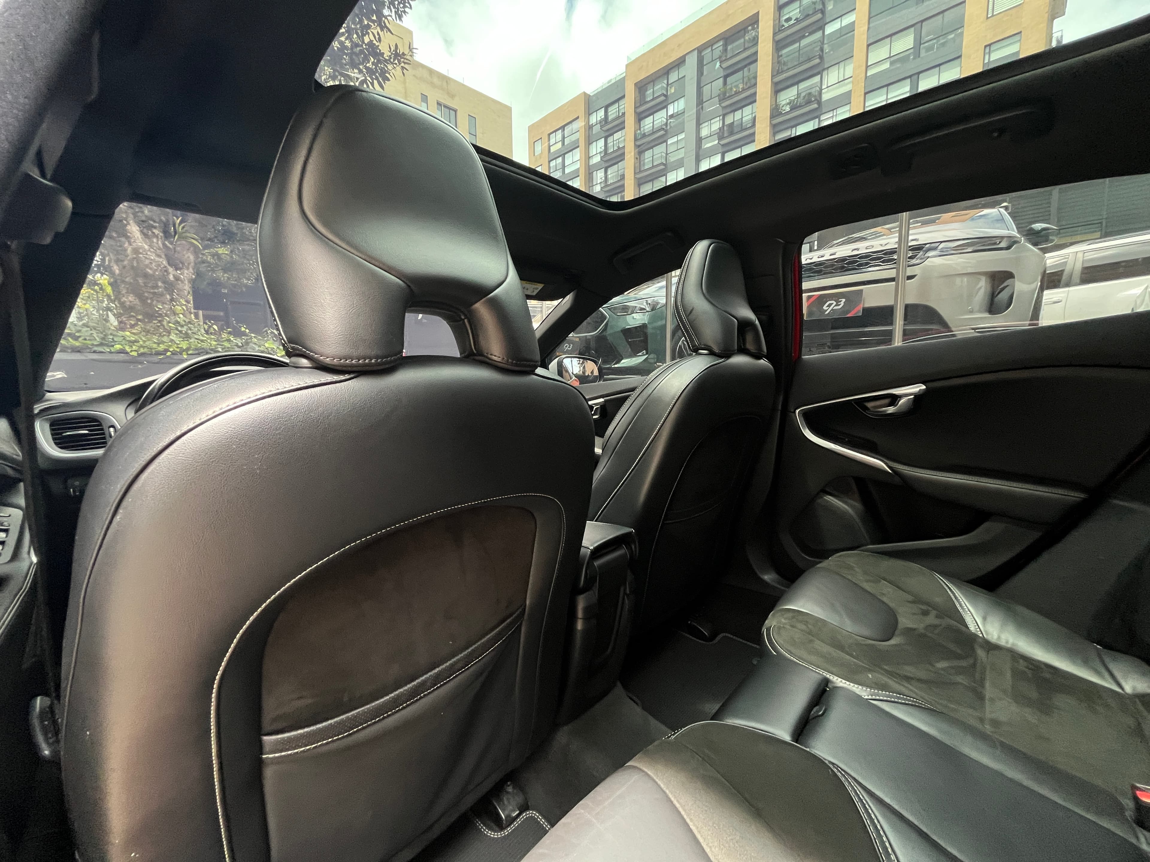 Volvo V40 Modelo 2019 17