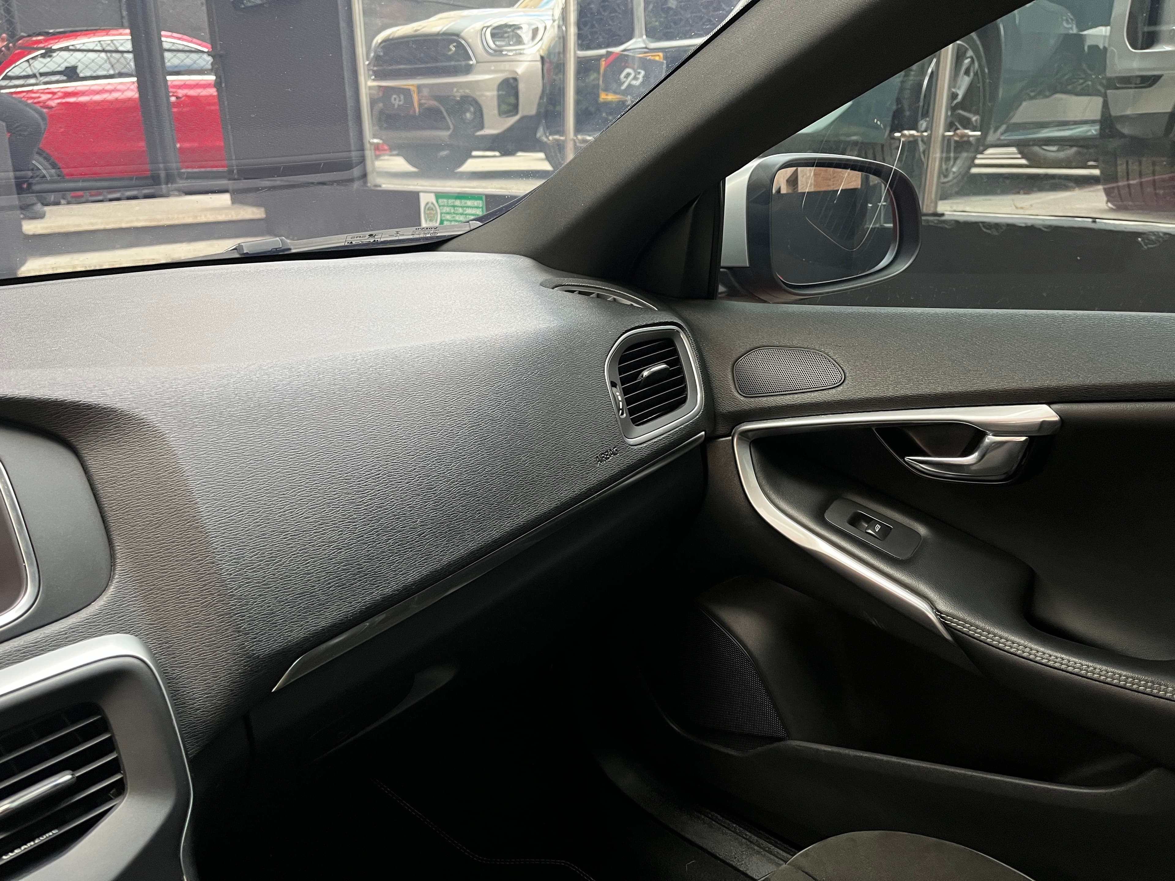 Volvo V40 Modelo 2019 10