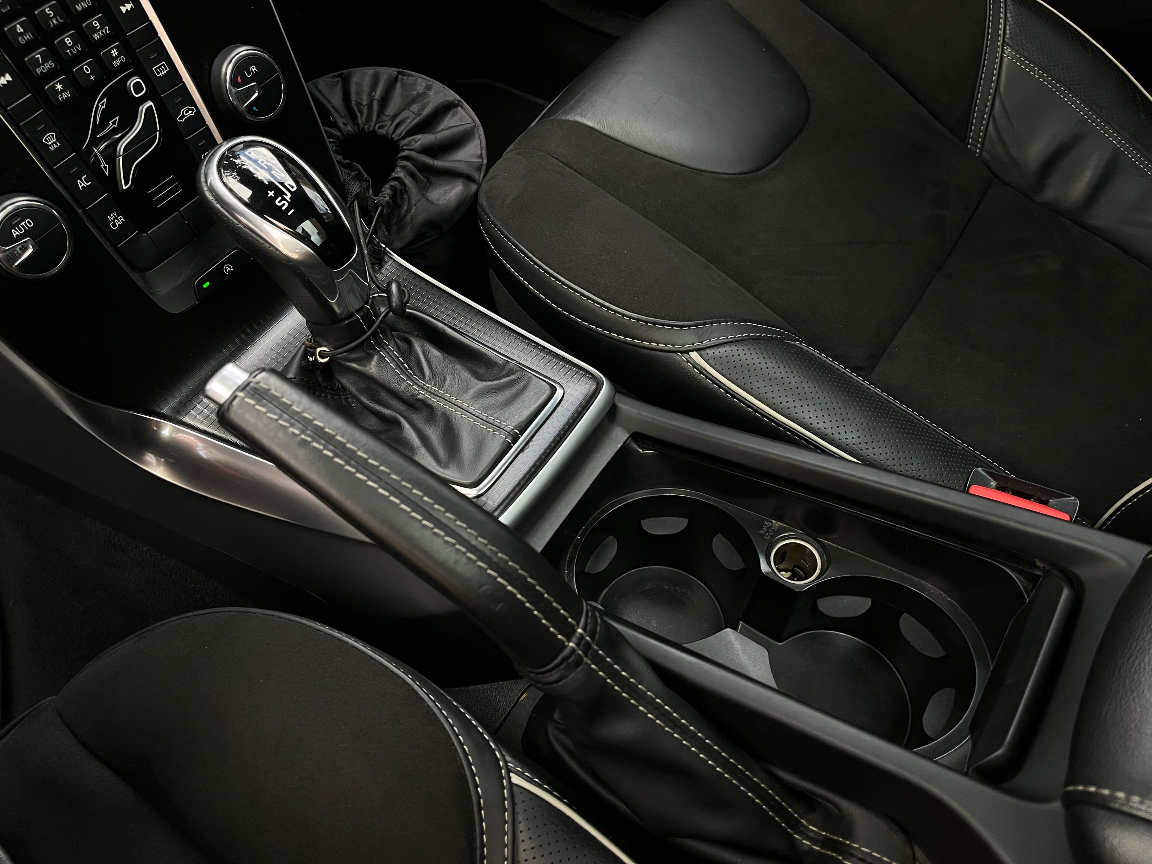 Volvo V40 Modelo 2019 12