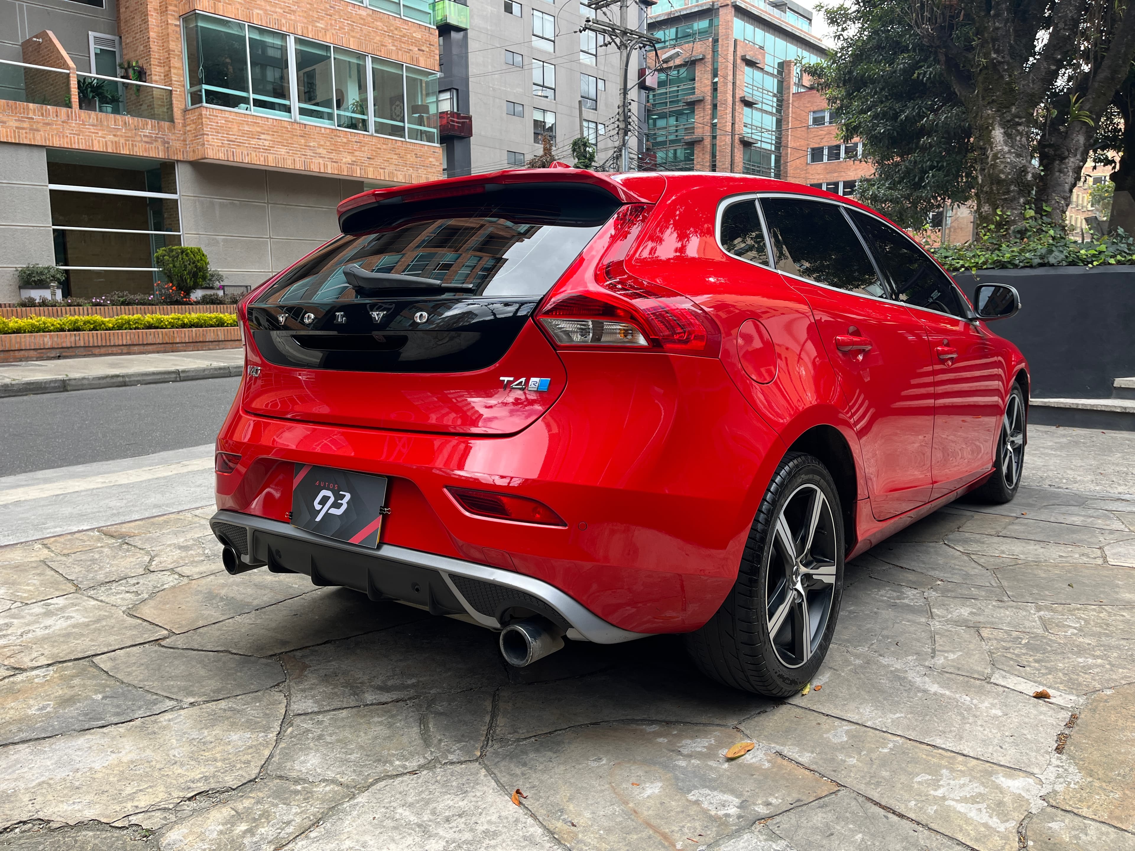 Volvo V40 Modelo 2019 4