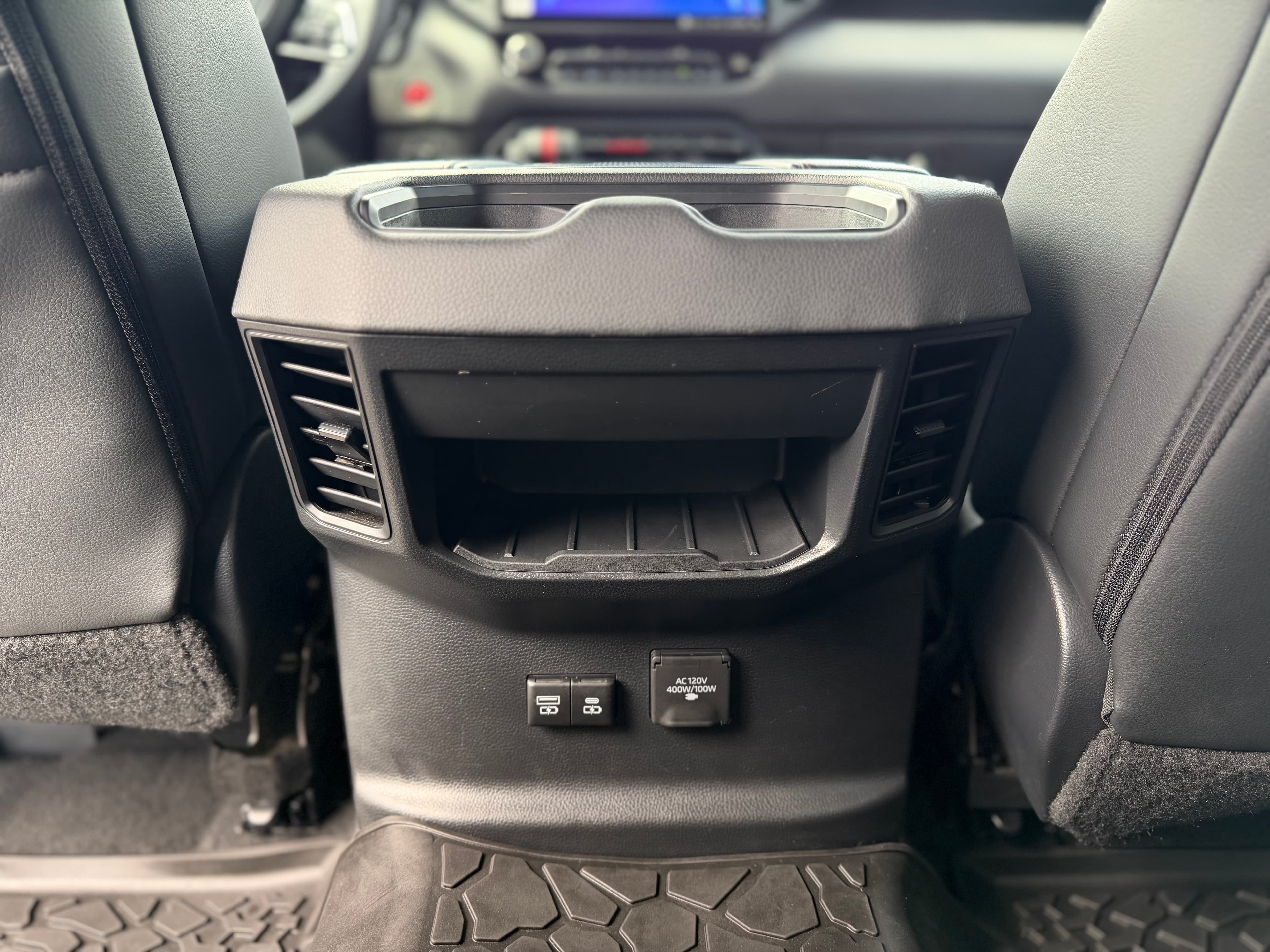 Toyota Tundra TRD PRO Modelo 2024 23