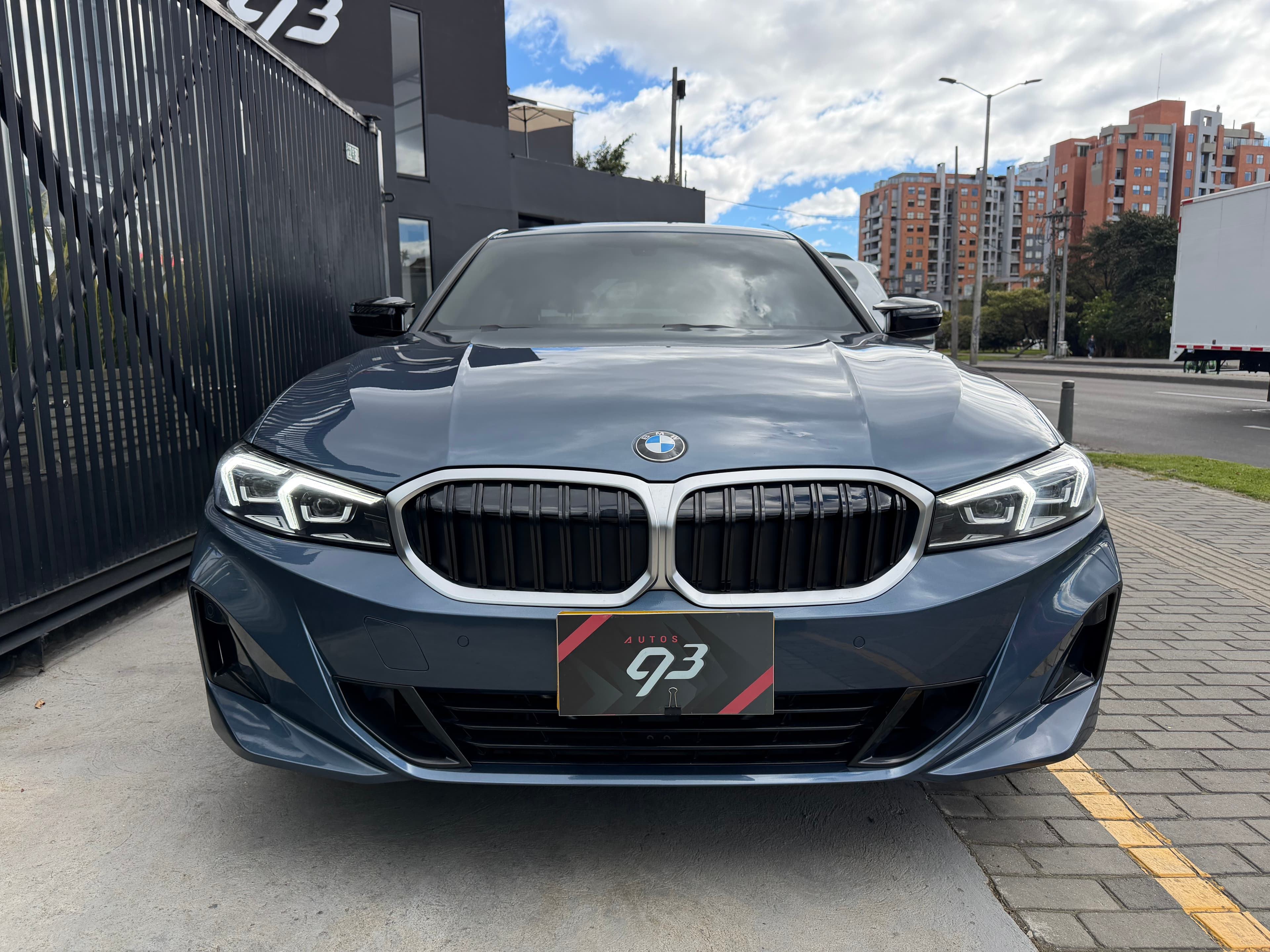 BMW 320I Modelo 2025 2