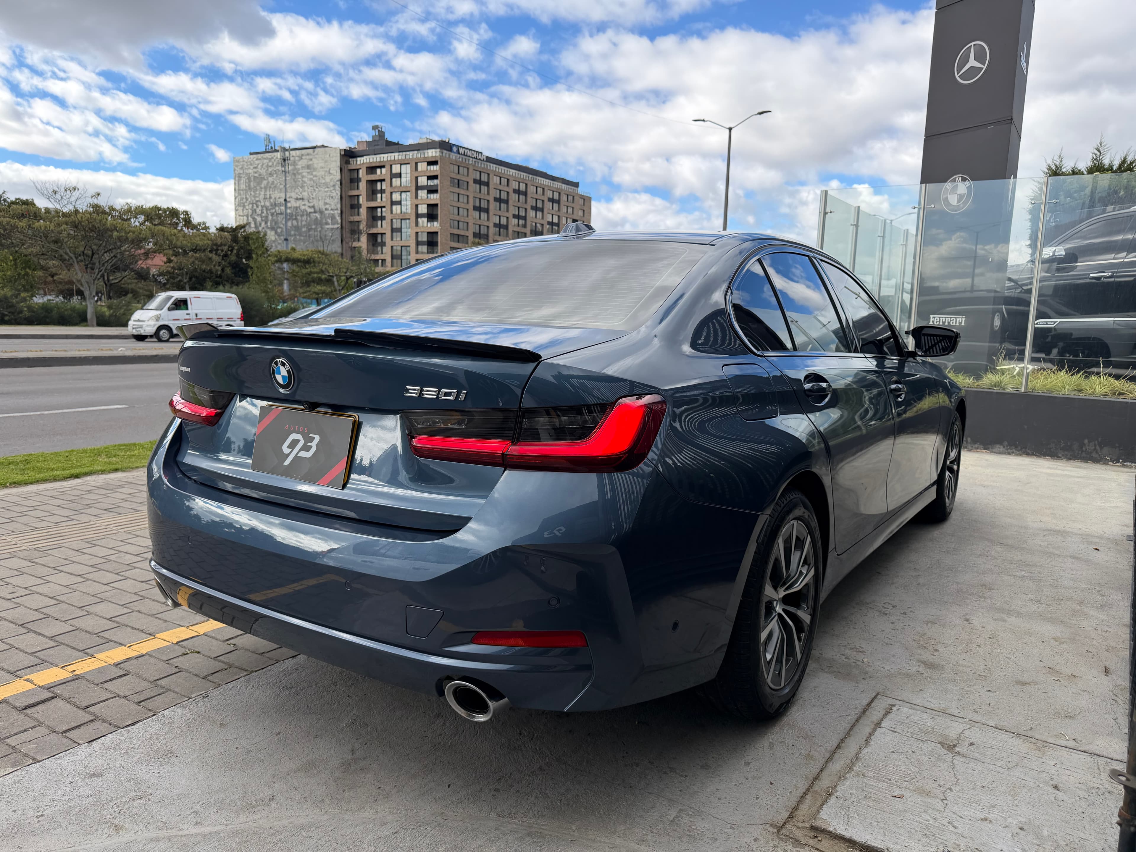 BMW 320I Modelo 2025 8