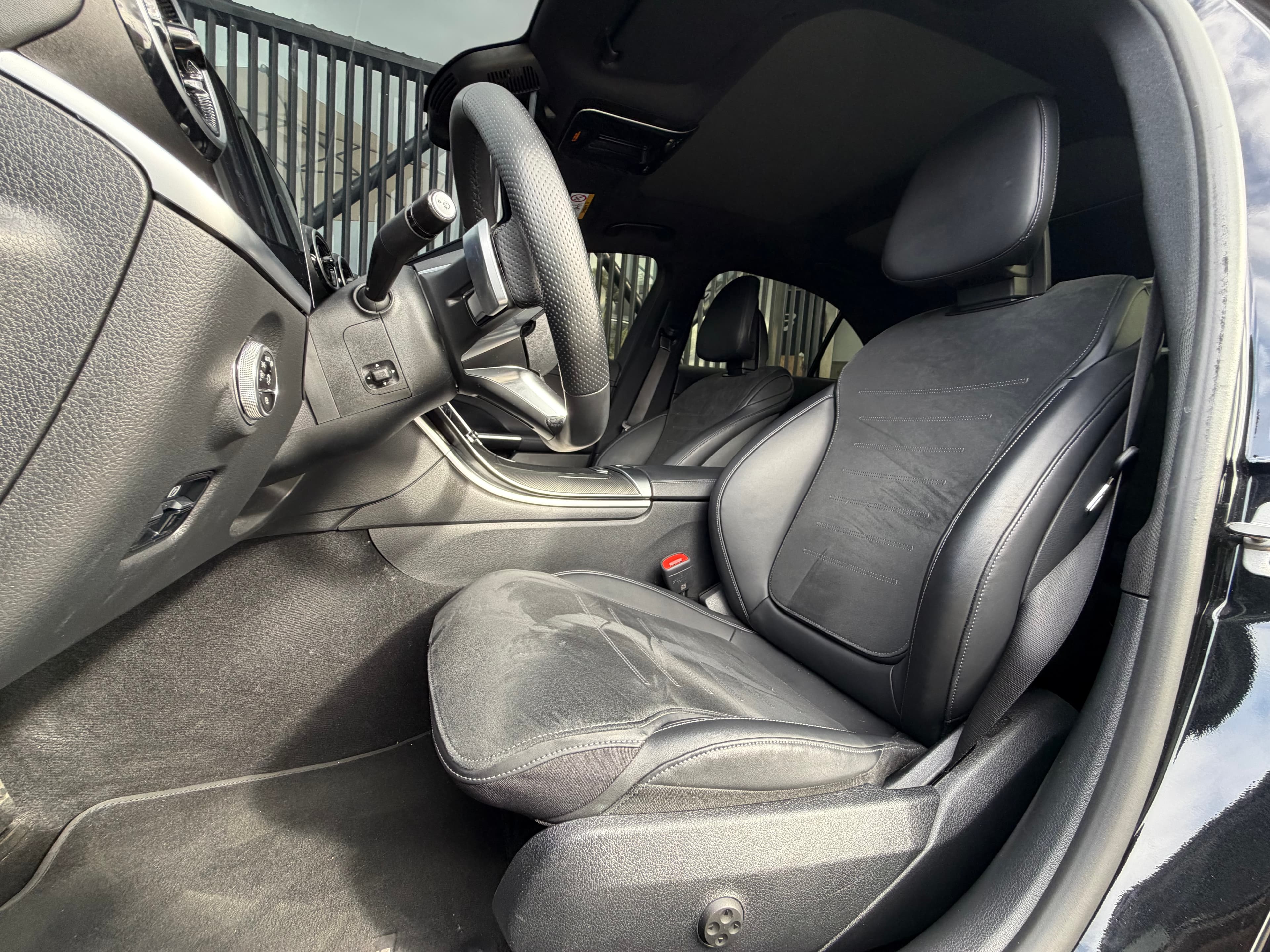 Mercedes Benz C350e Modelo 2024 10