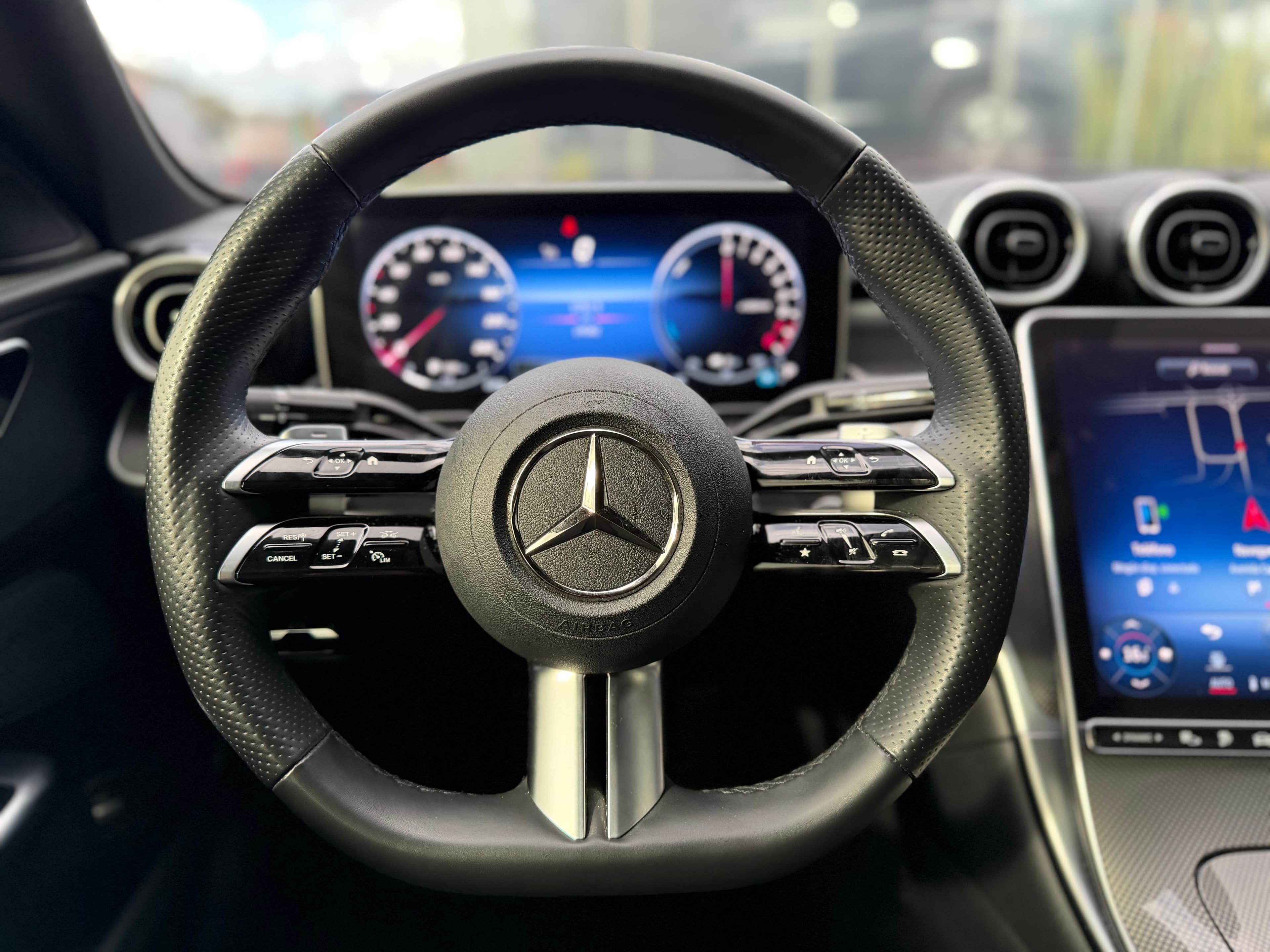 Mercedes Benz C350e Modelo 2024 13