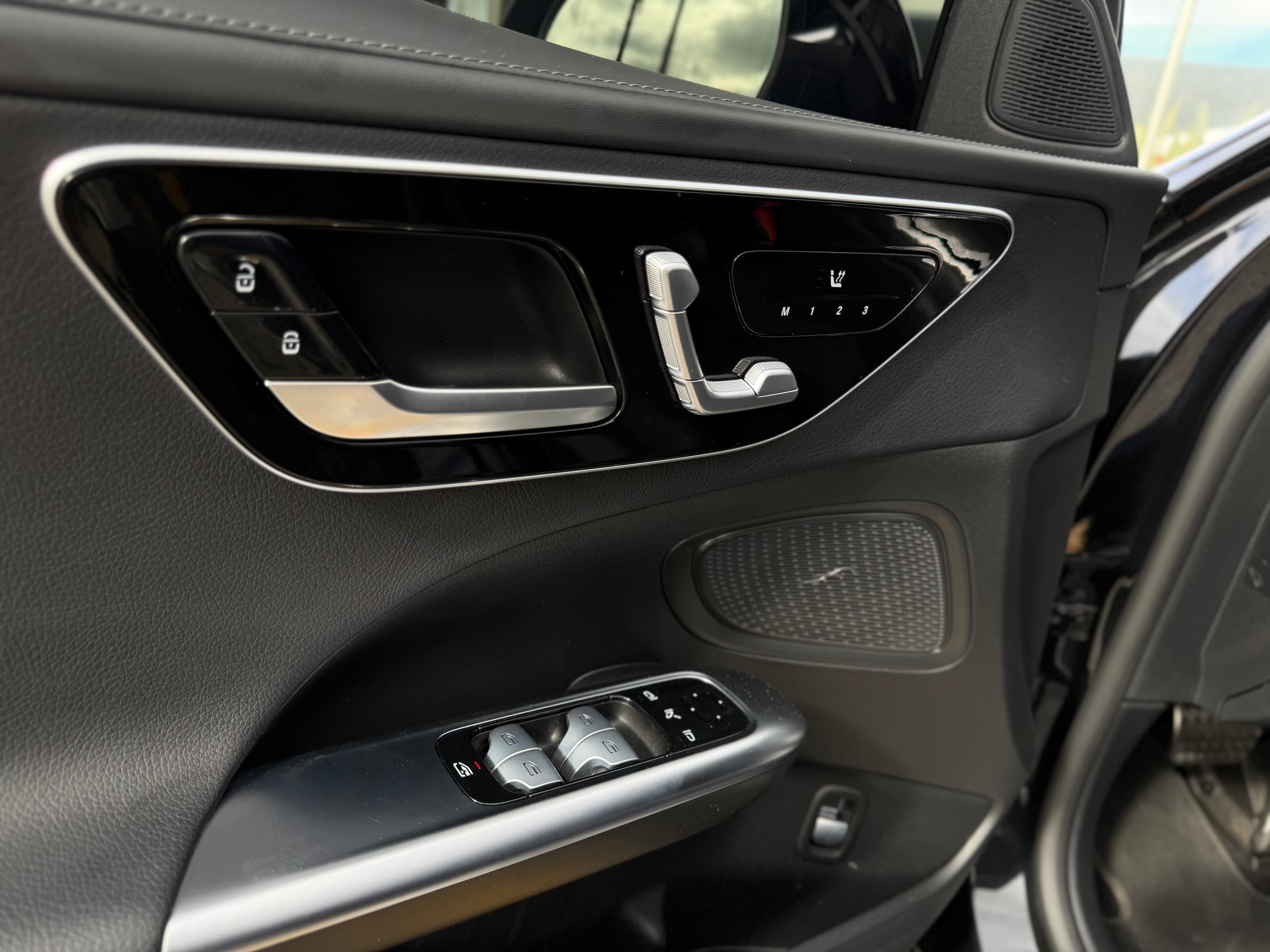 Mercedes Benz C350e Modelo 2024 9
