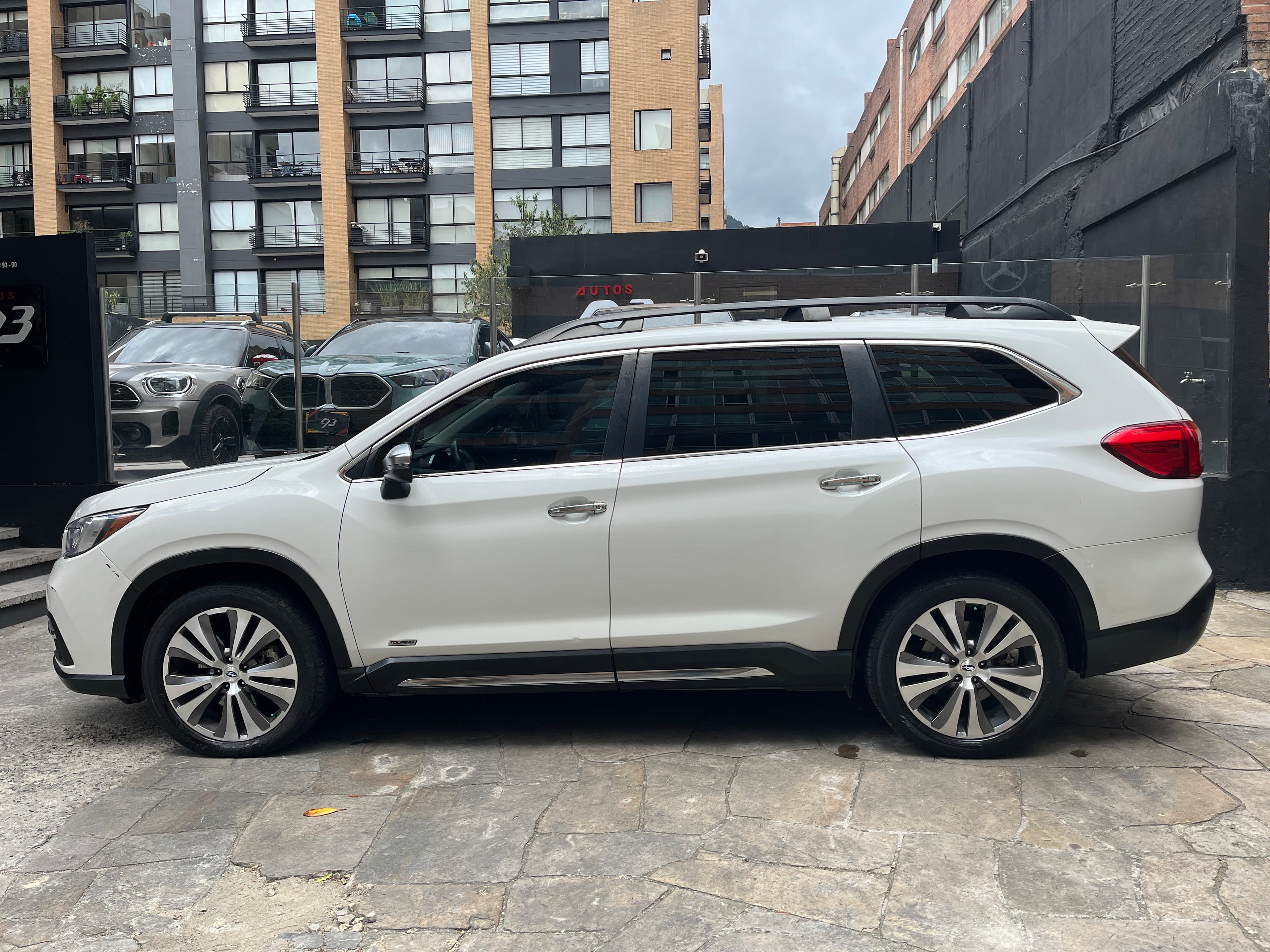 Subaru EVOLTIS TOURING Modelo 2022 7