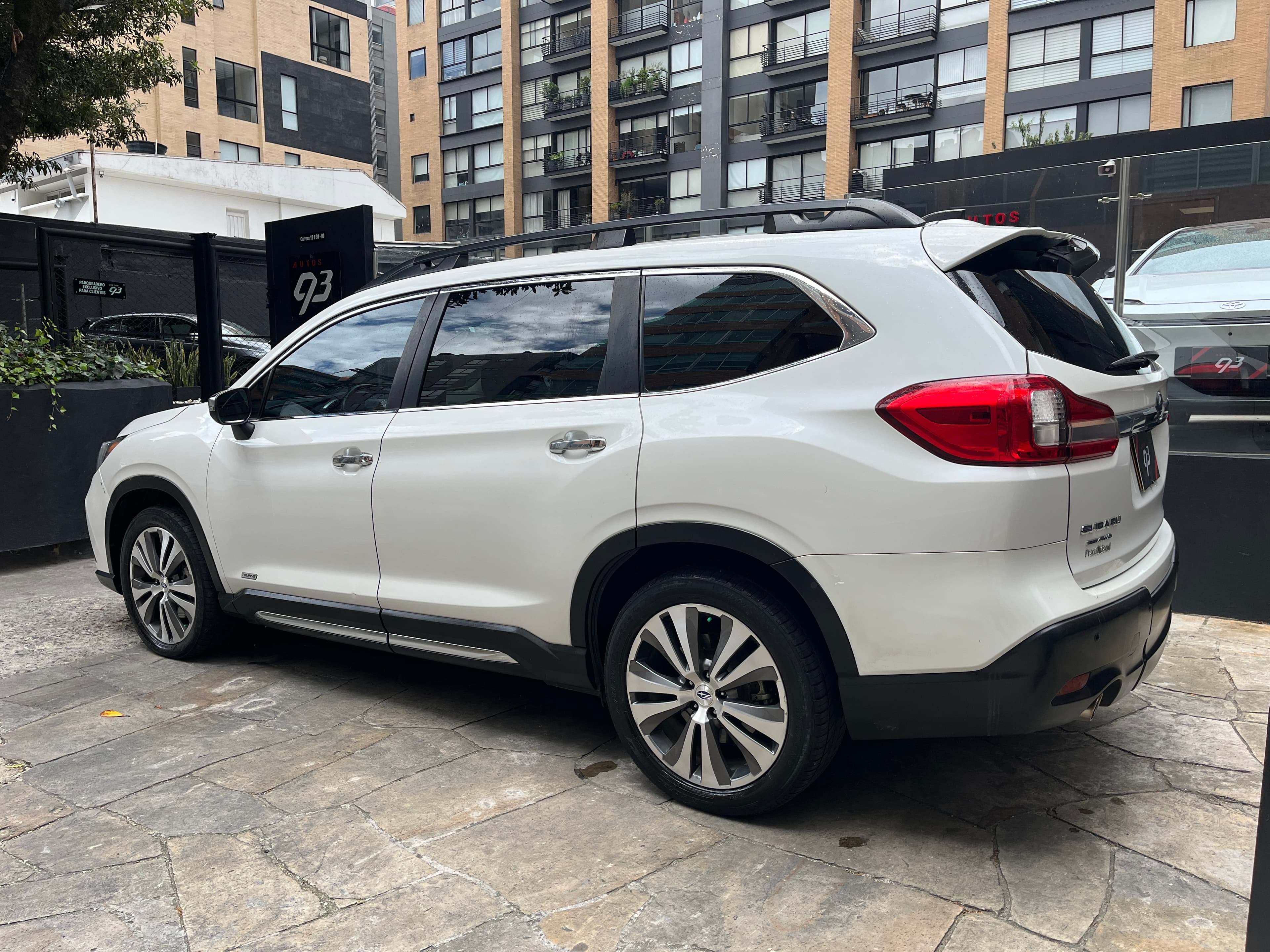 Subaru EVOLTIS TOURING Modelo 2022 6