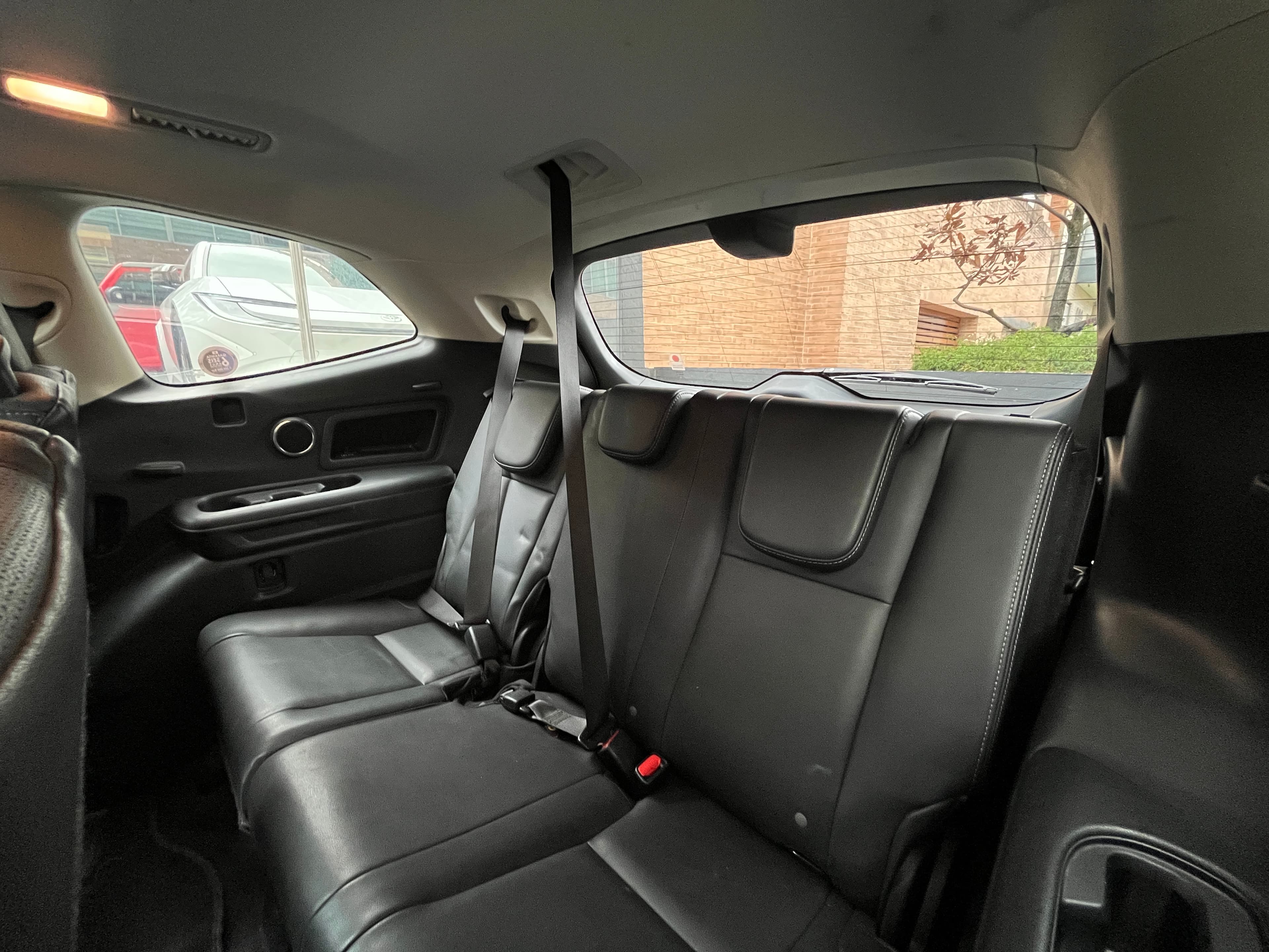Subaru EVOLTIS TOURING Modelo 2022 18