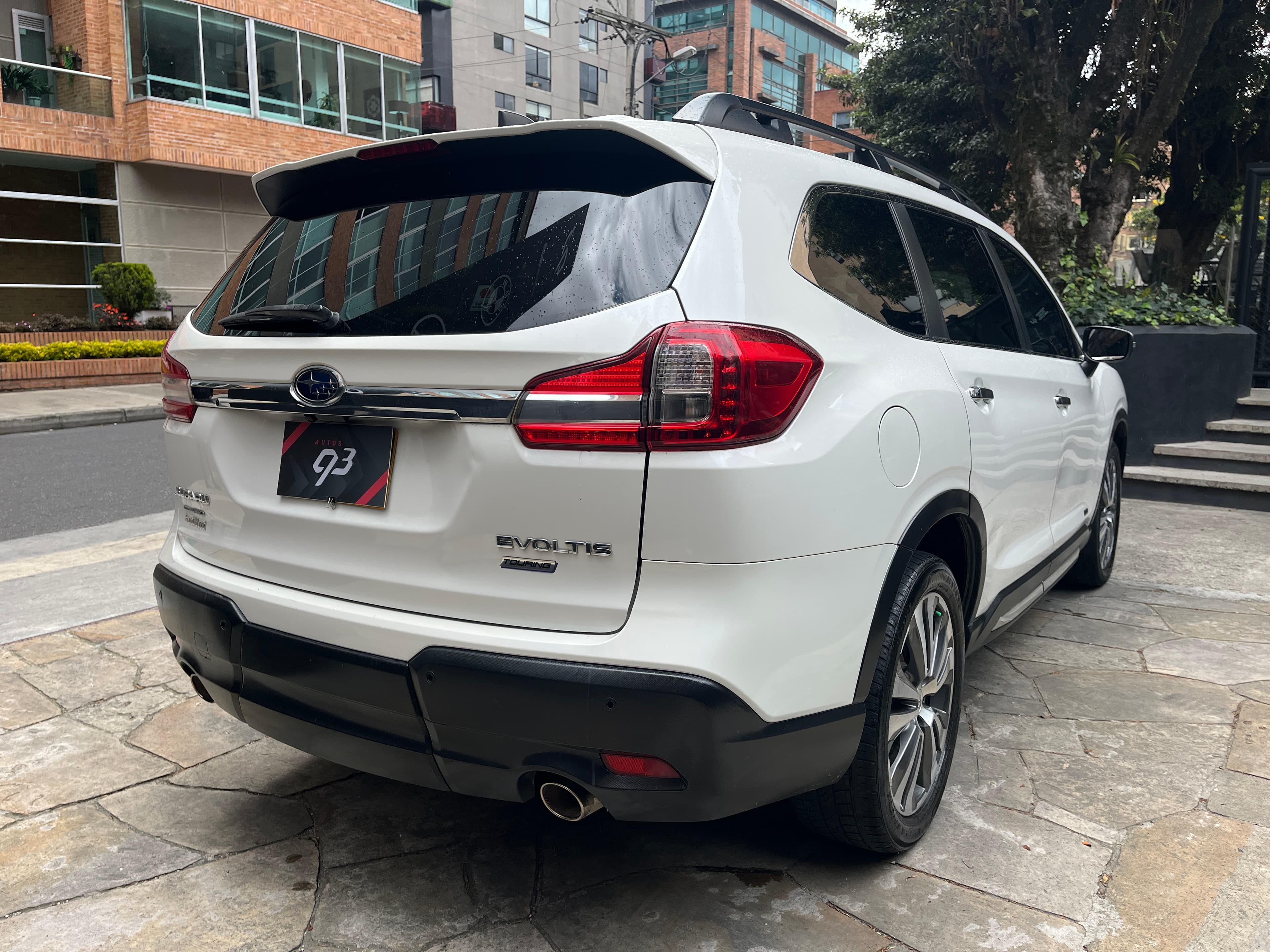 Subaru EVOLTIS TOURING Modelo 2022 4