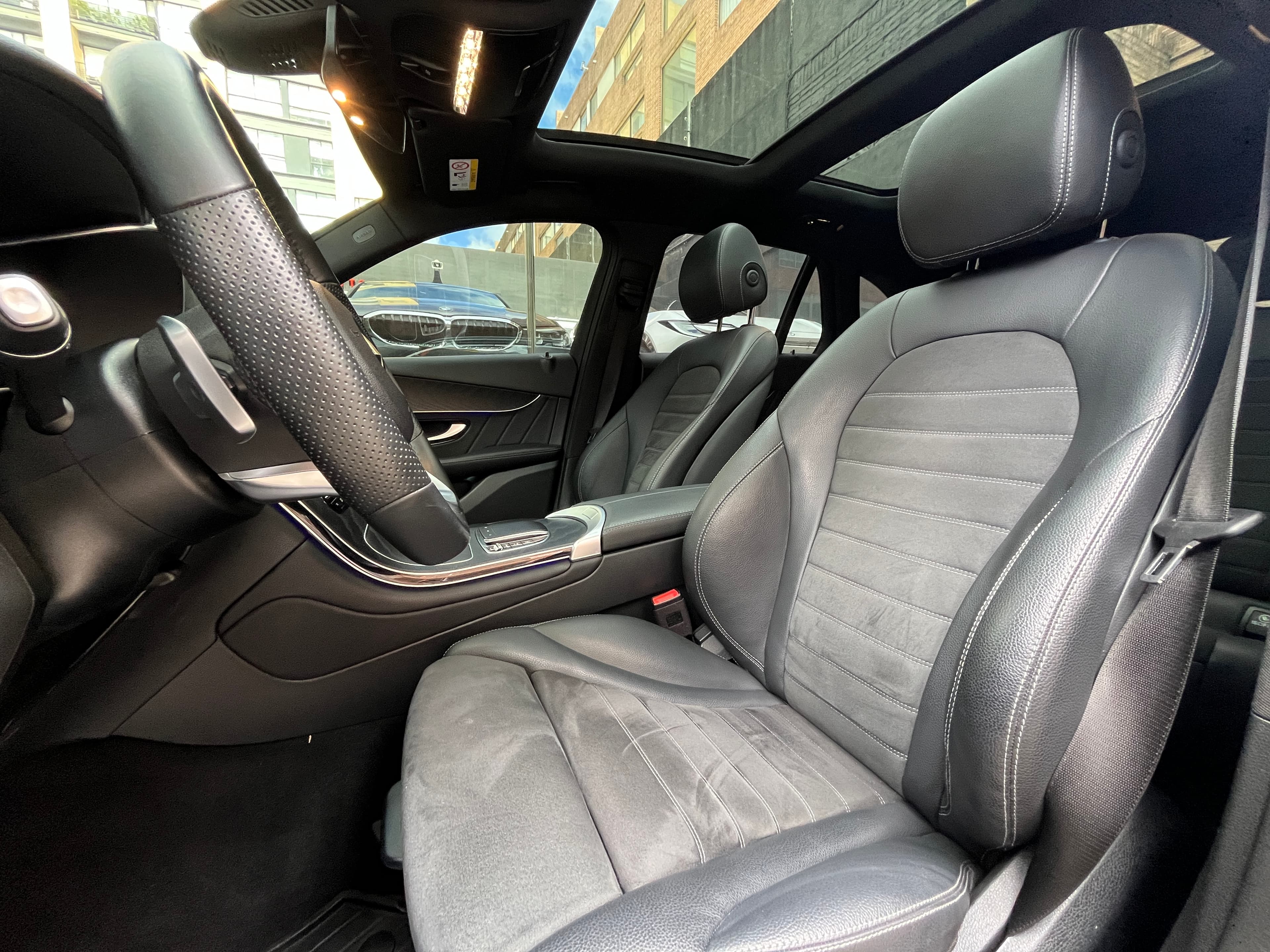 Mercedes Benz GLC300 E 4MATIC Modelo 2022 9