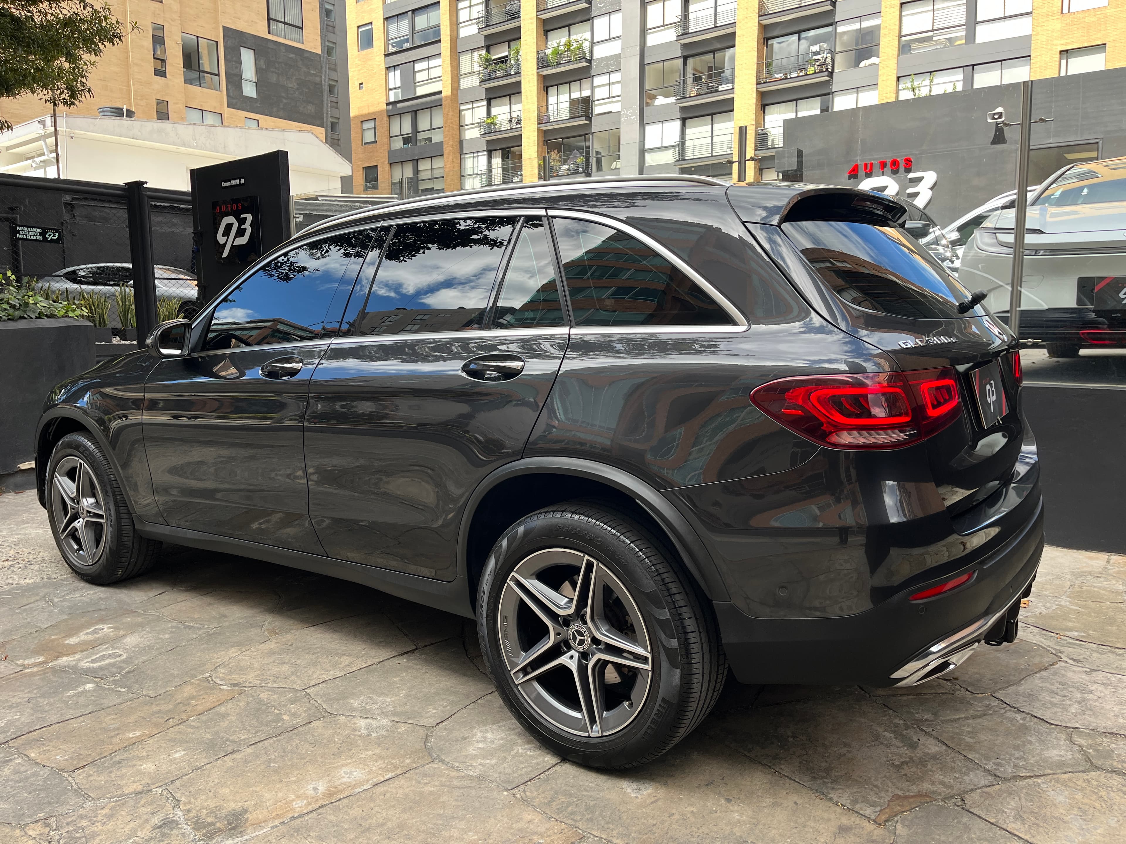 Mercedes Benz GLC300 E 4MATIC Modelo 2022 6