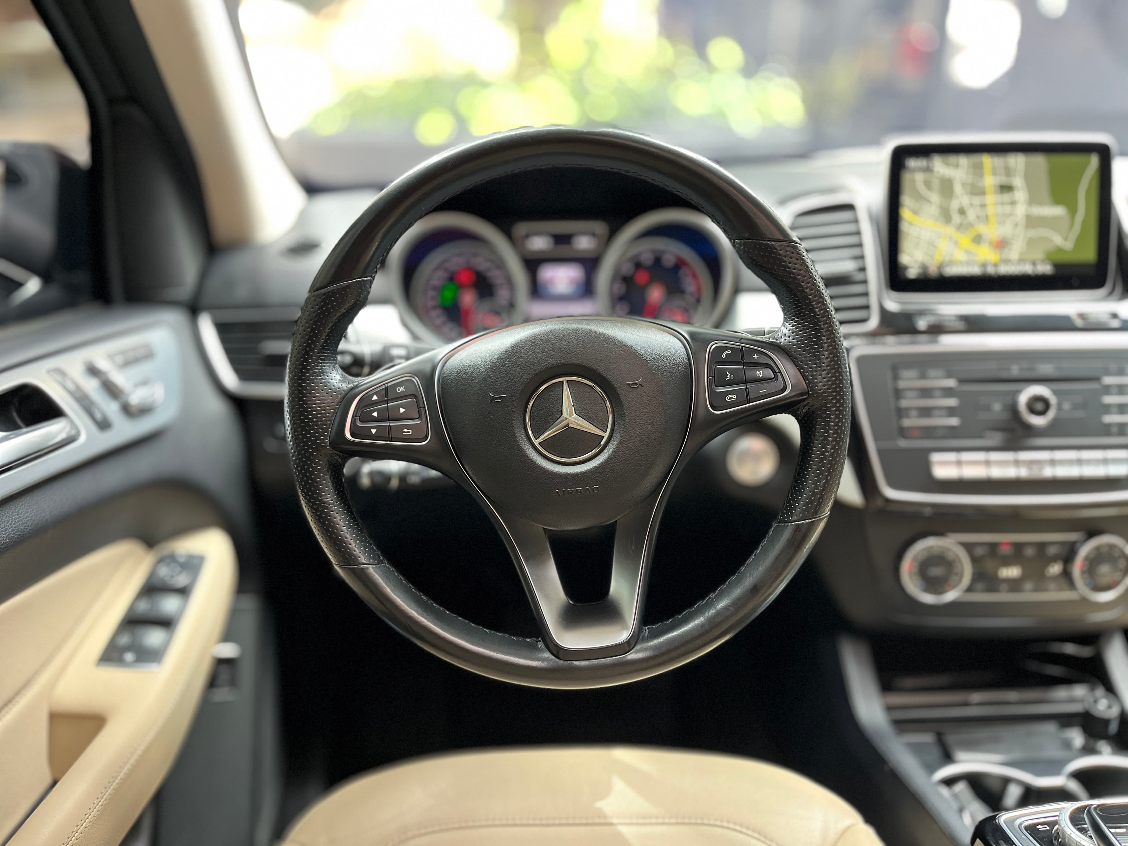 Mercedes Benz GLE500 blindada Modelo 2016 16