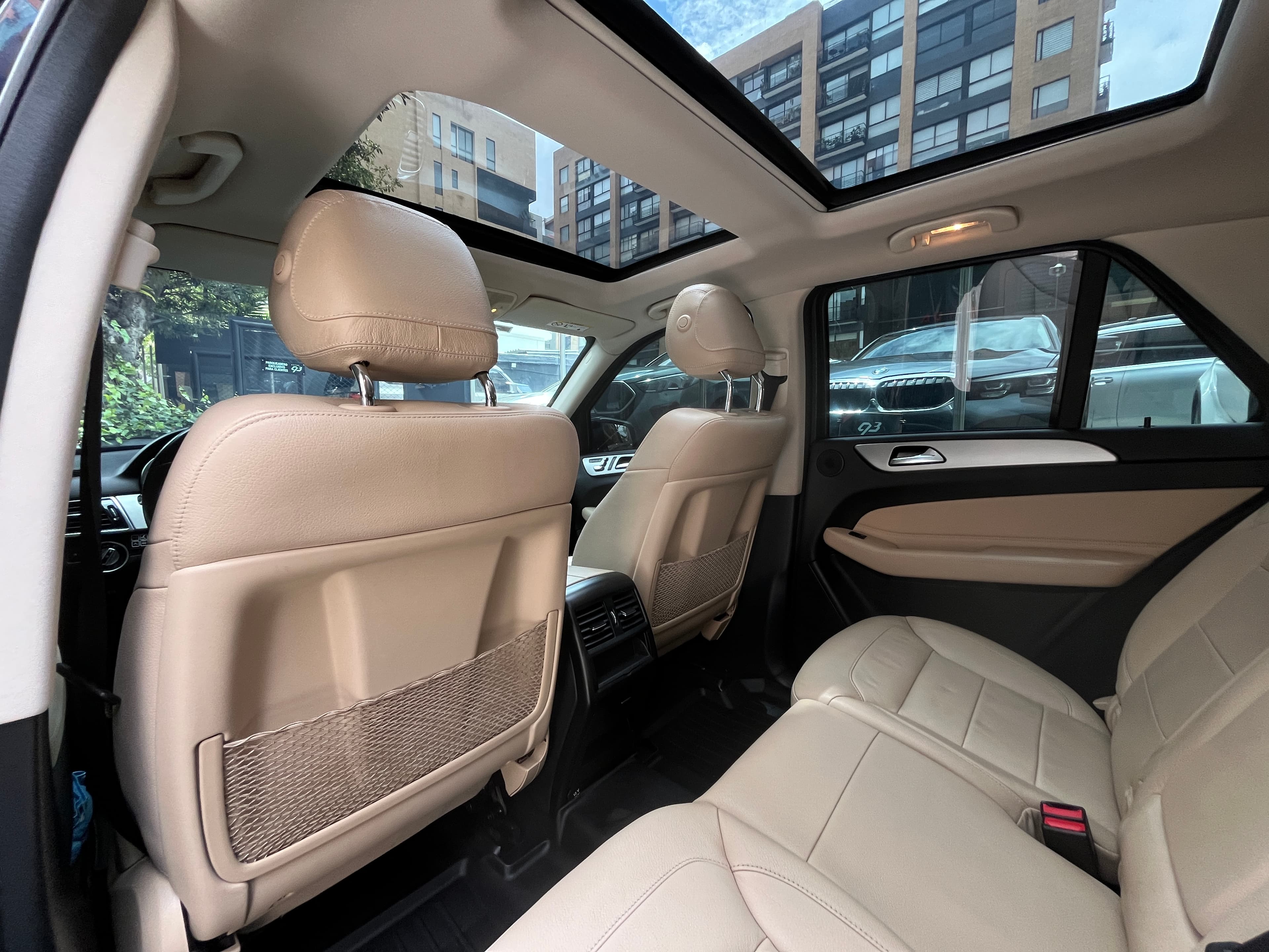 Mercedes Benz GLE500 blindada Modelo 2016 17