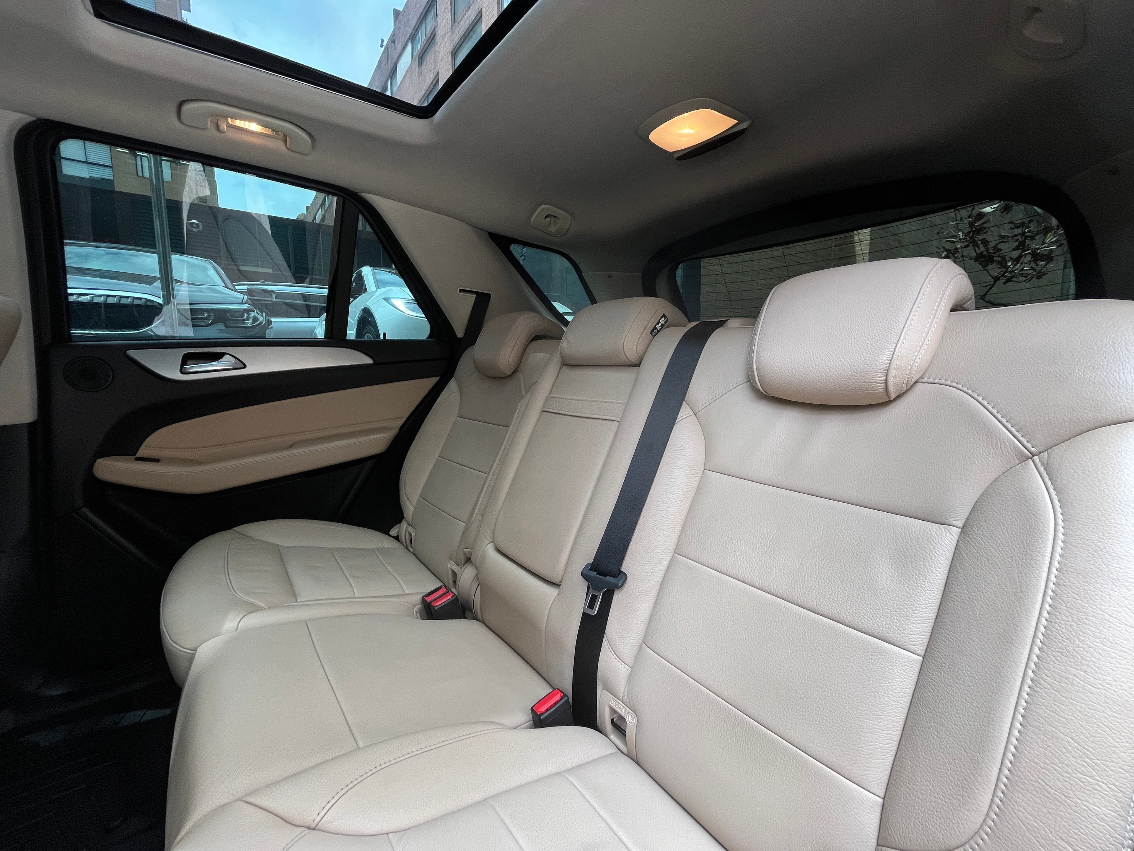 Mercedes Benz GLE500 blindada Modelo 2016 18