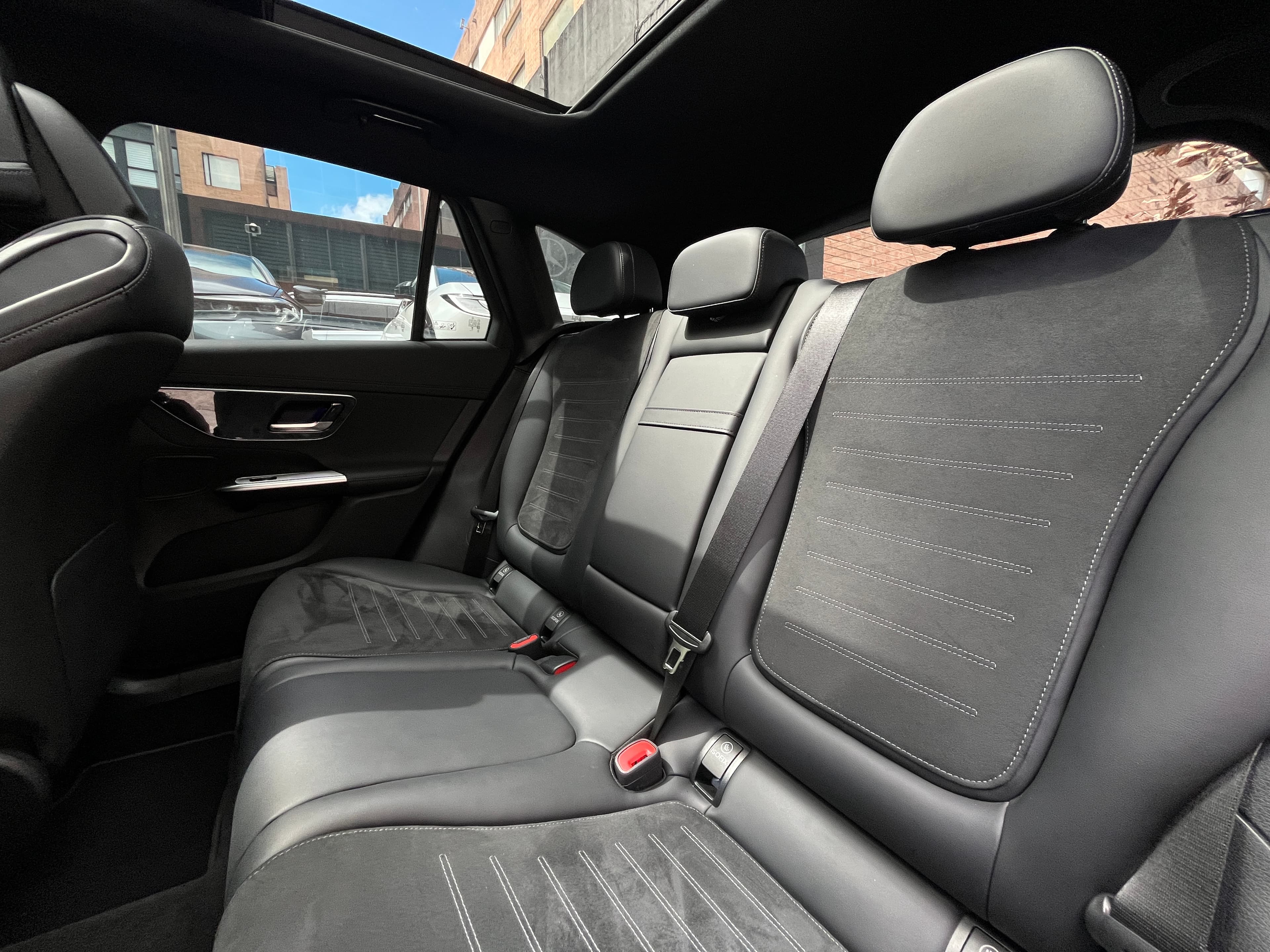 Mercedes Benz GLC300 4MATIC Modelo 2025 17