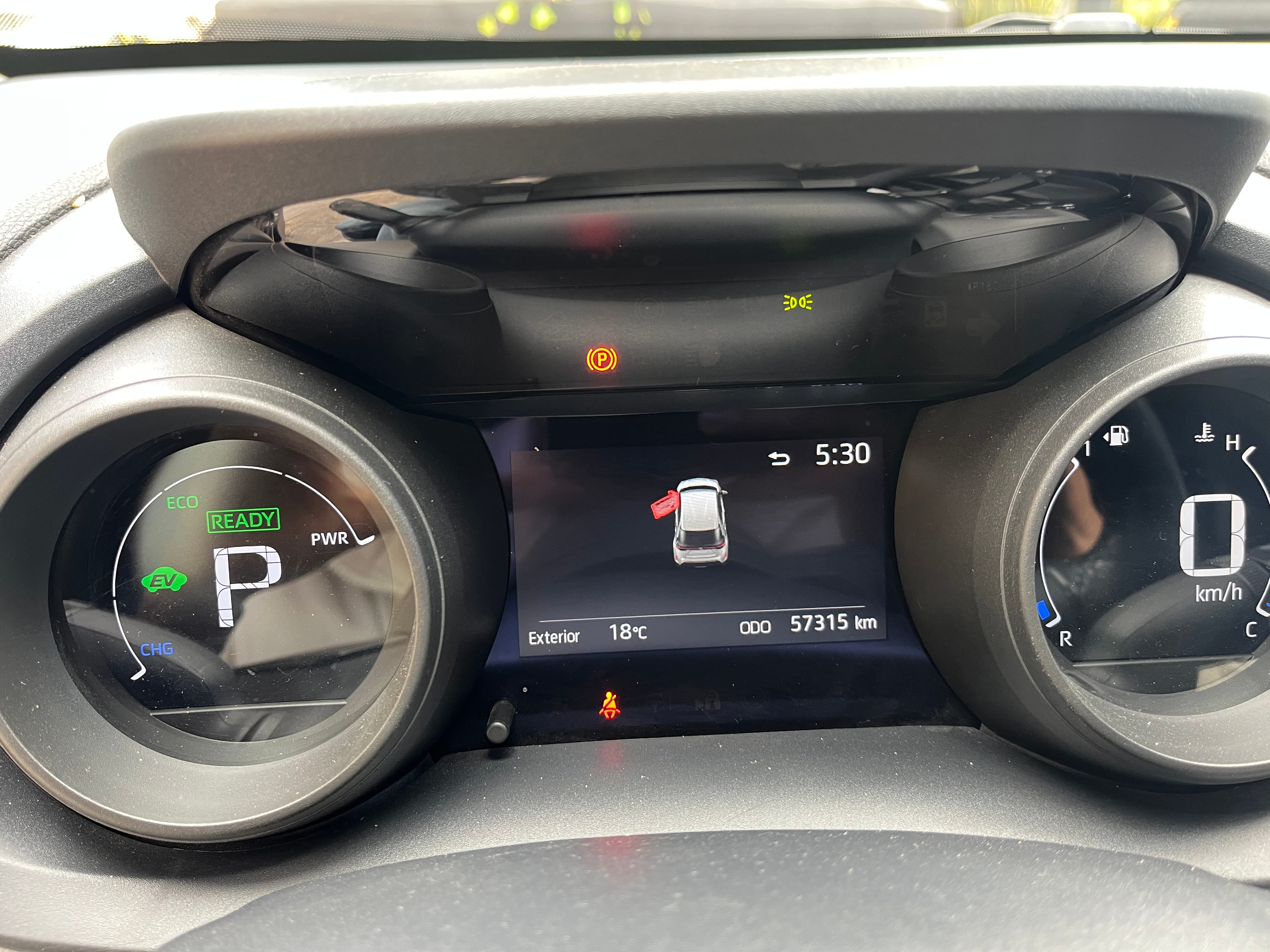 Toyota YARIS CROSS Modelo 2022 13