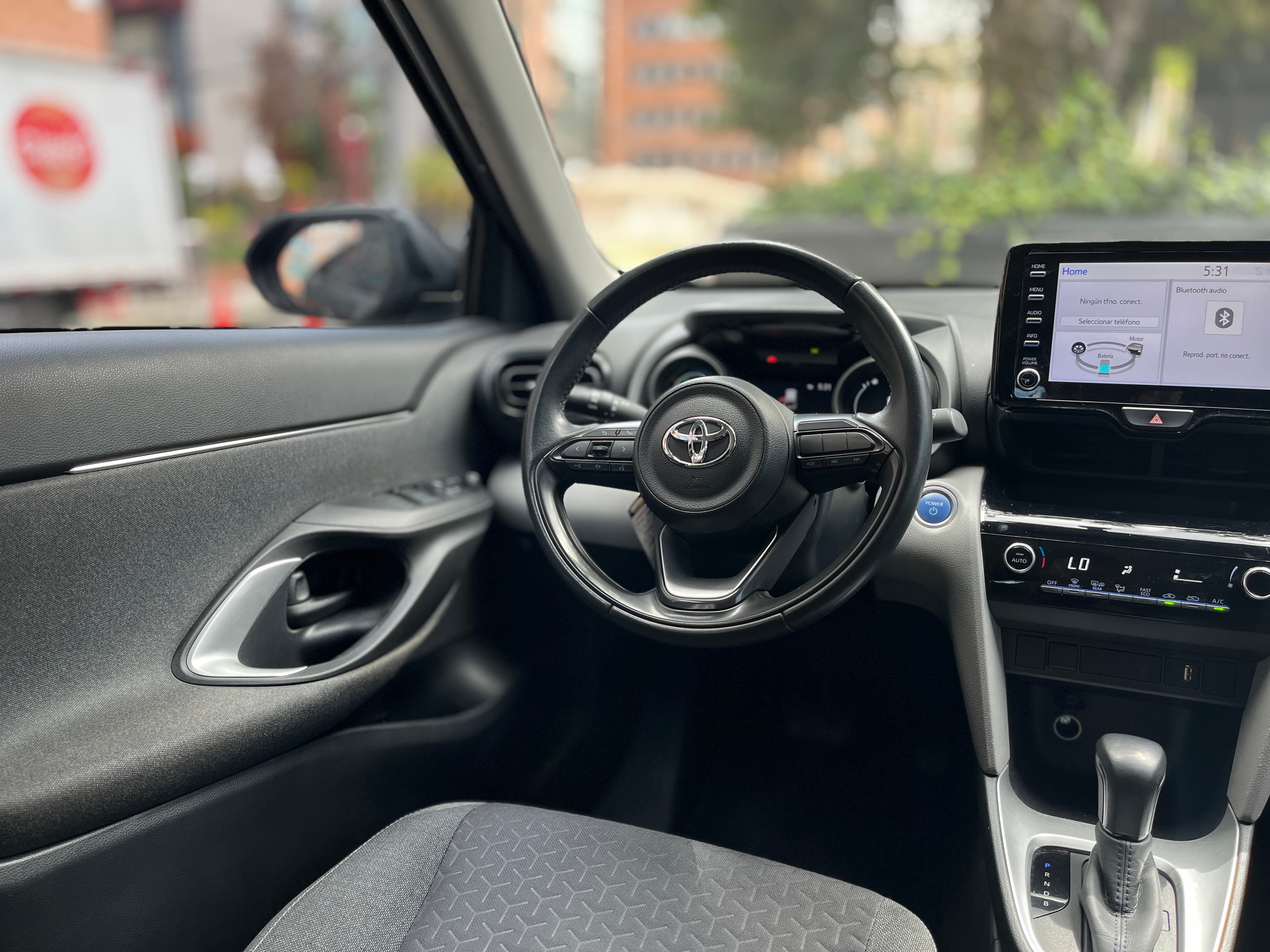 Toyota YARIS CROSS Modelo 2022 16