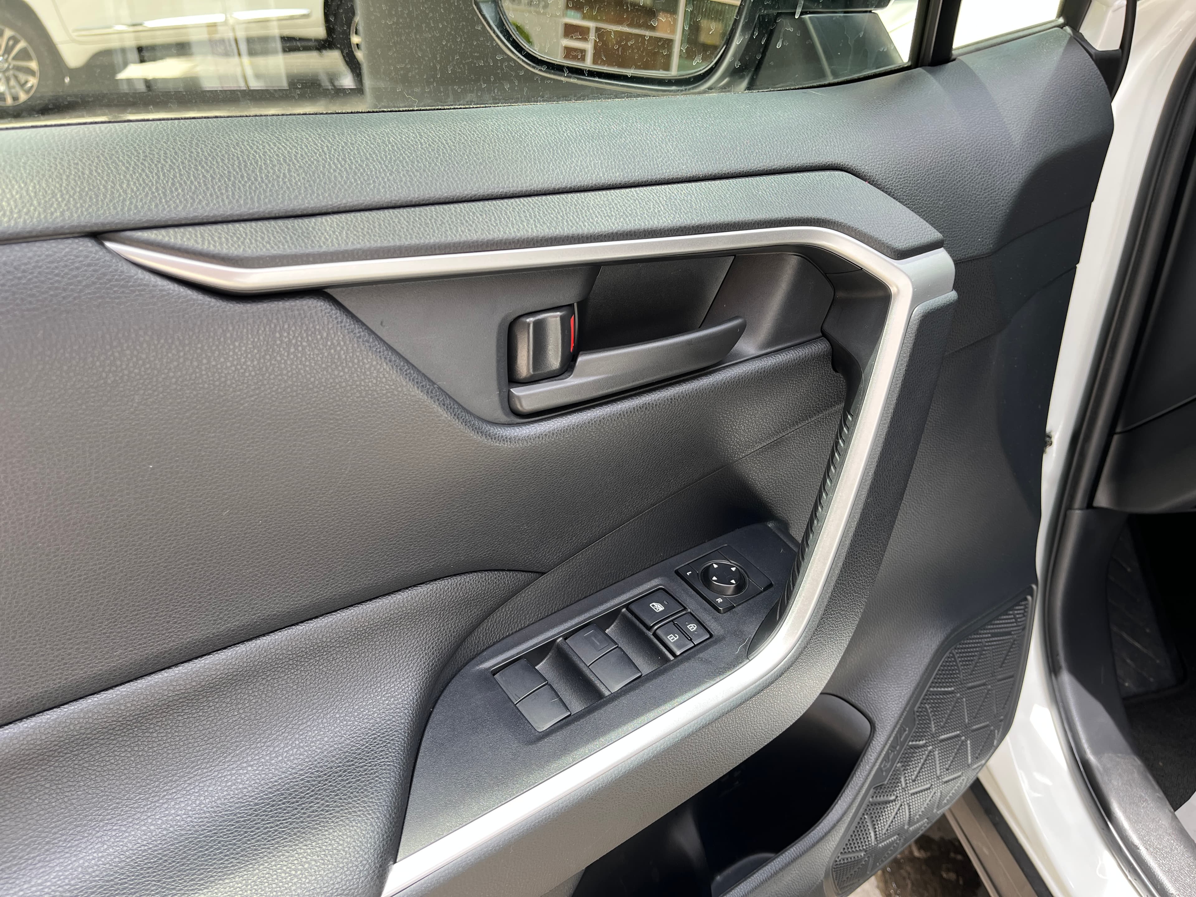 Toyota Rav4 Modelo 2024 8