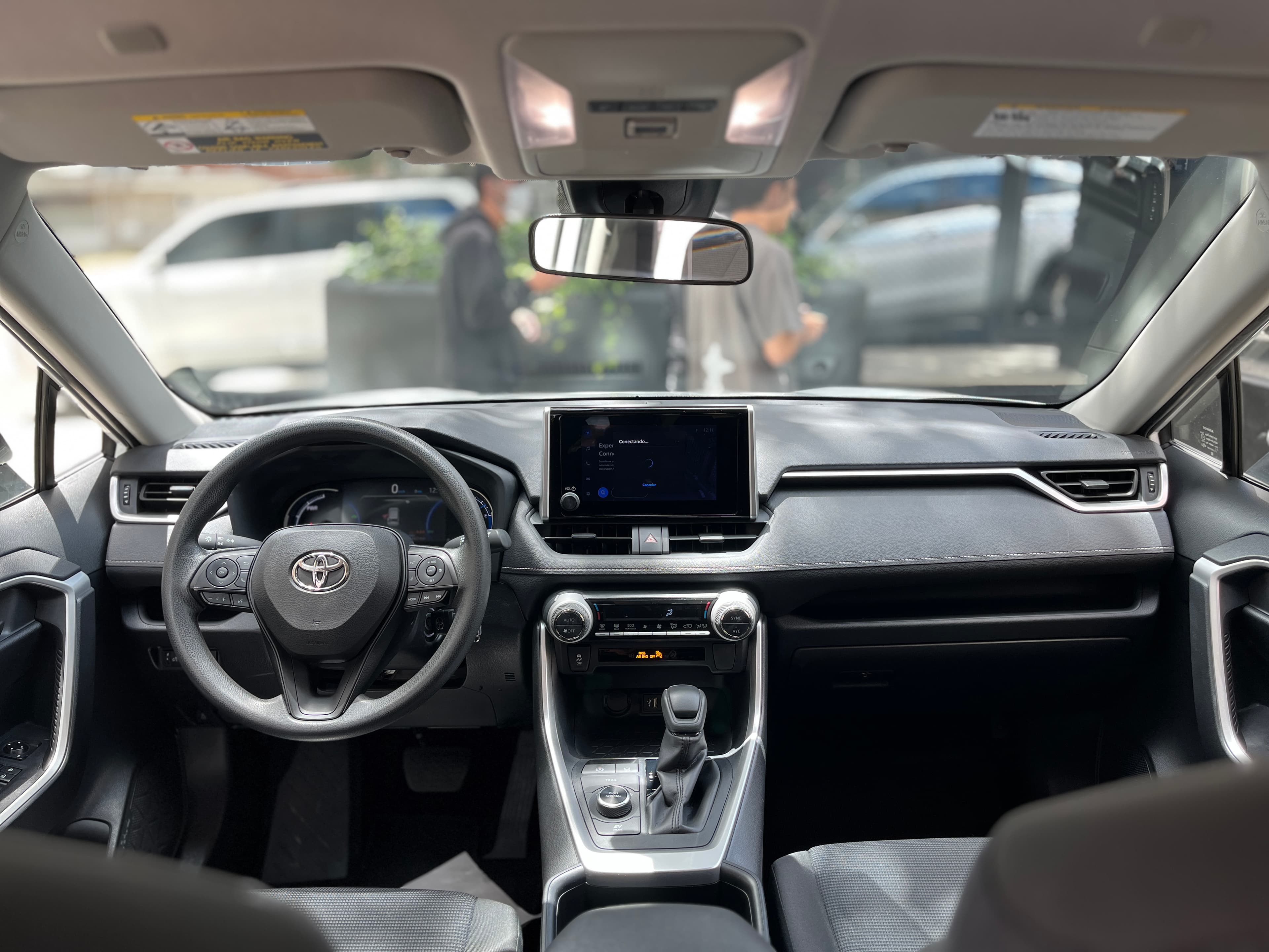 Toyota Rav4 Modelo 2024 13