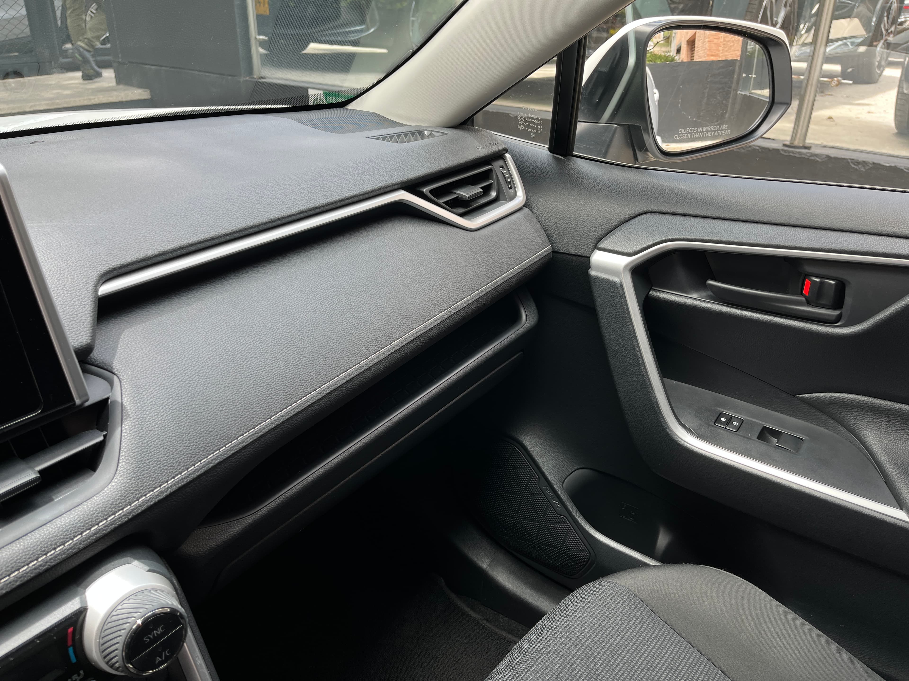 Toyota Rav4 Modelo 2024 9