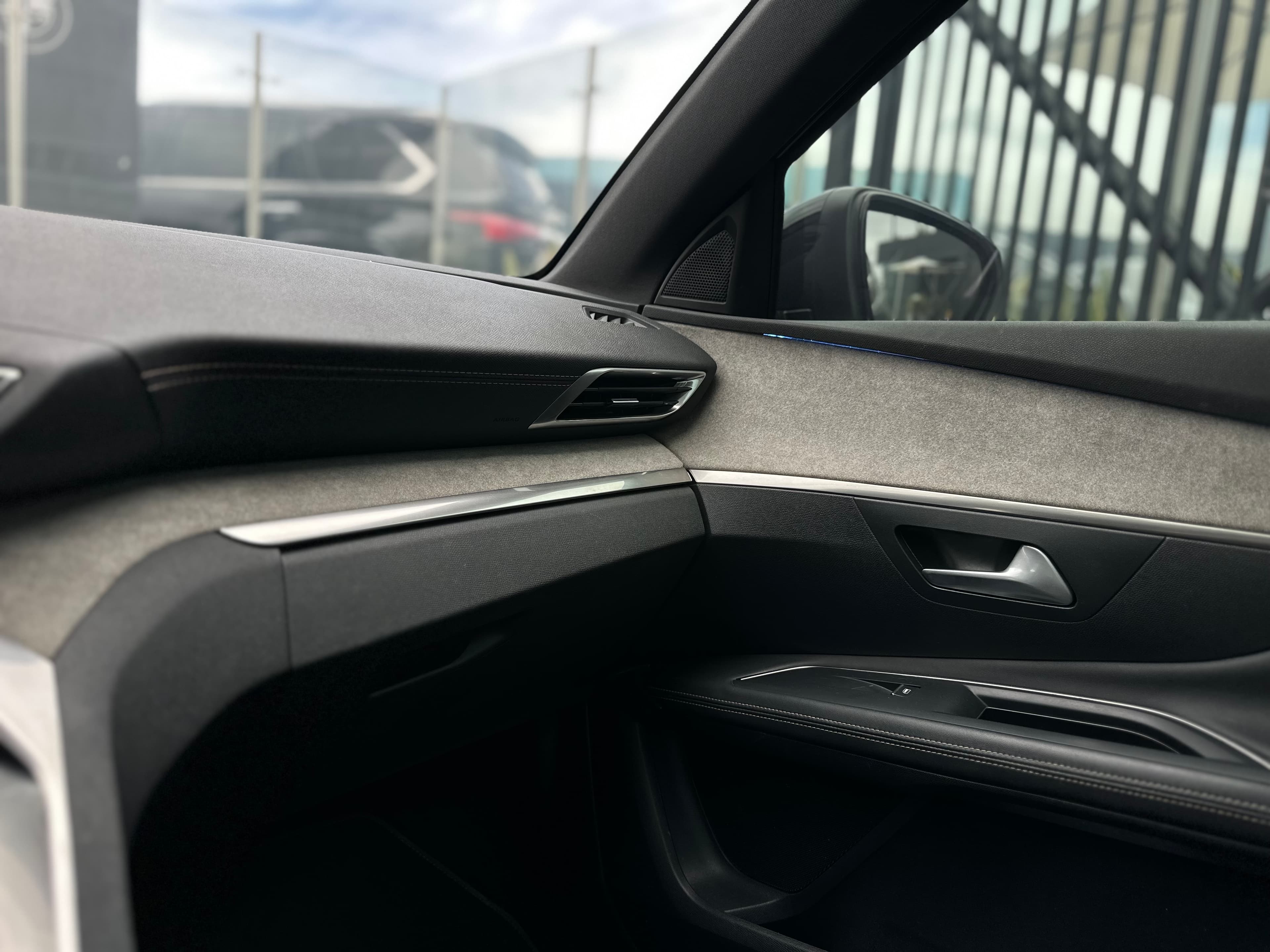 Peugeot 3008 1600 Modelo 2023 18